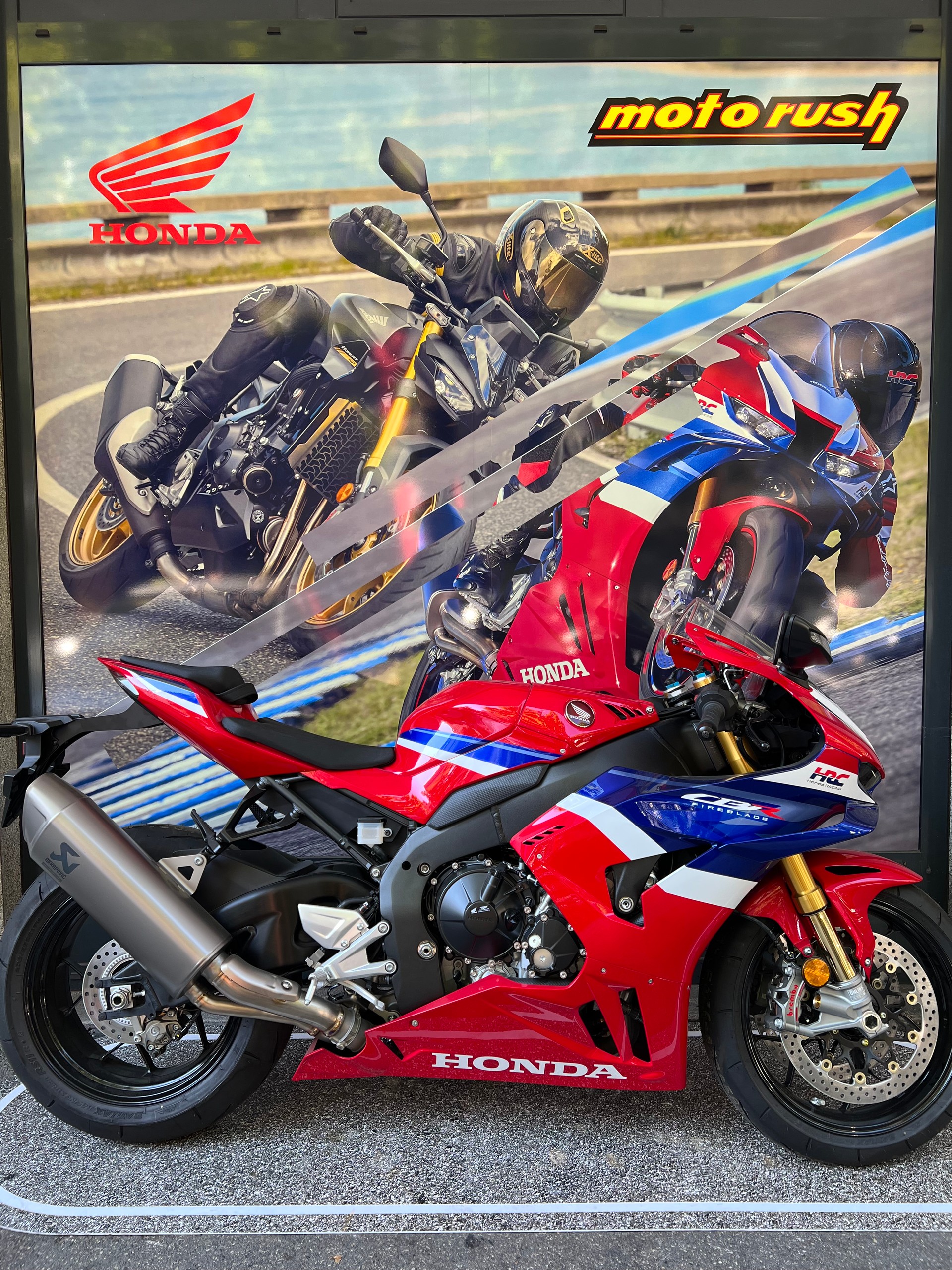 HONDA CBR 1000 RR-R Fireblade SP-image-0