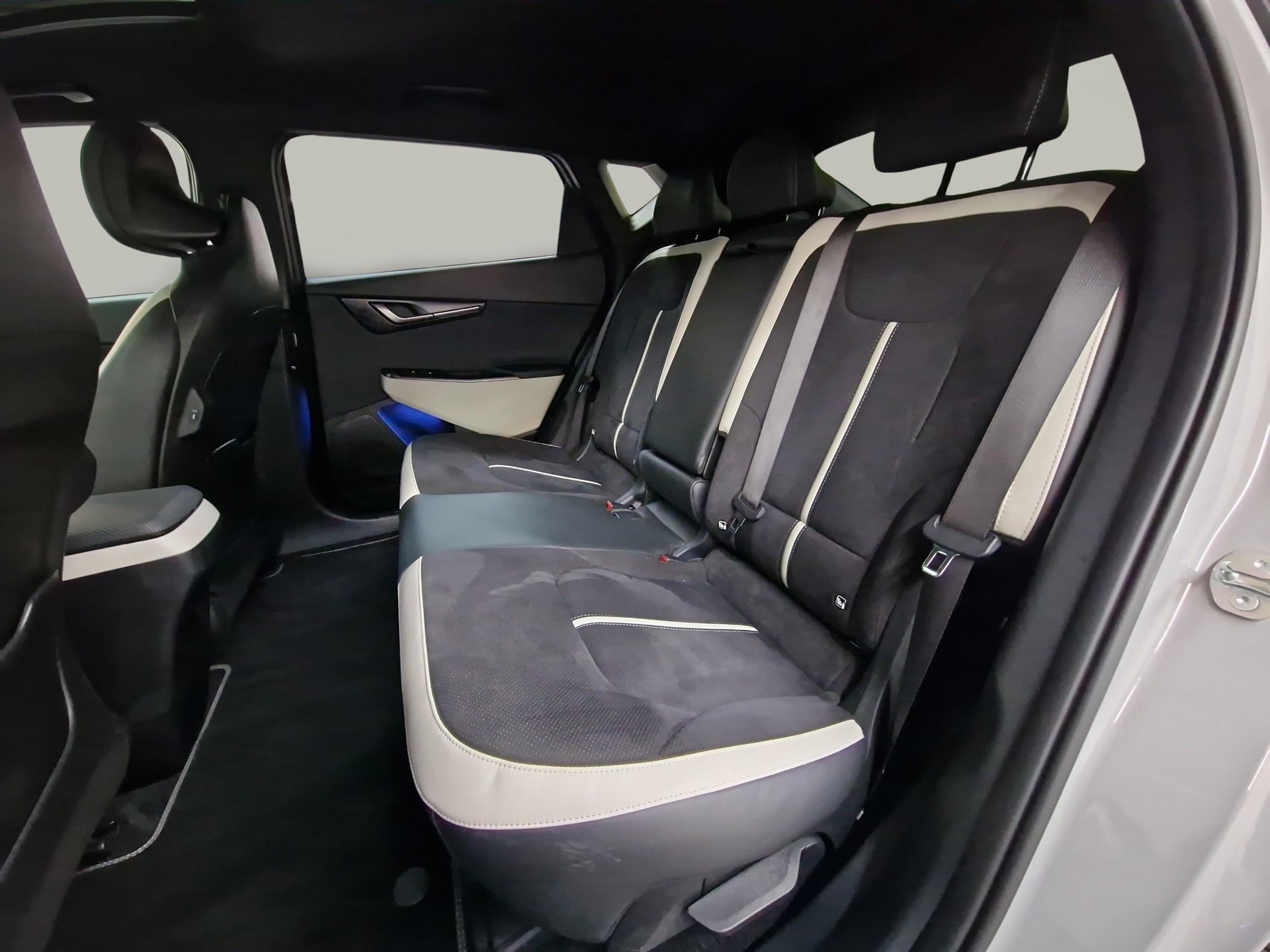 KIA EV6 84 kWh GT-Line 4x4-image-10