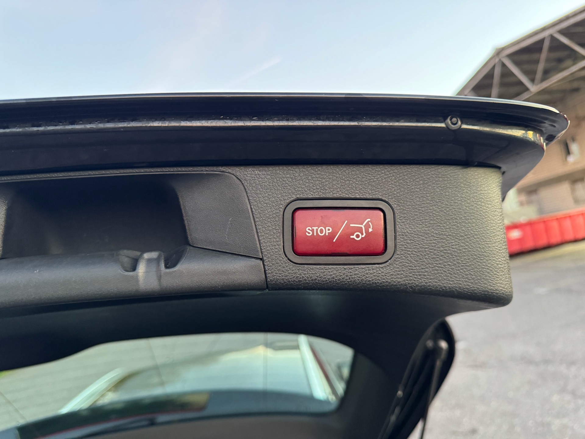 MERCEDES-BENZ C 250 AMG Line 9G-Tronic-image-7