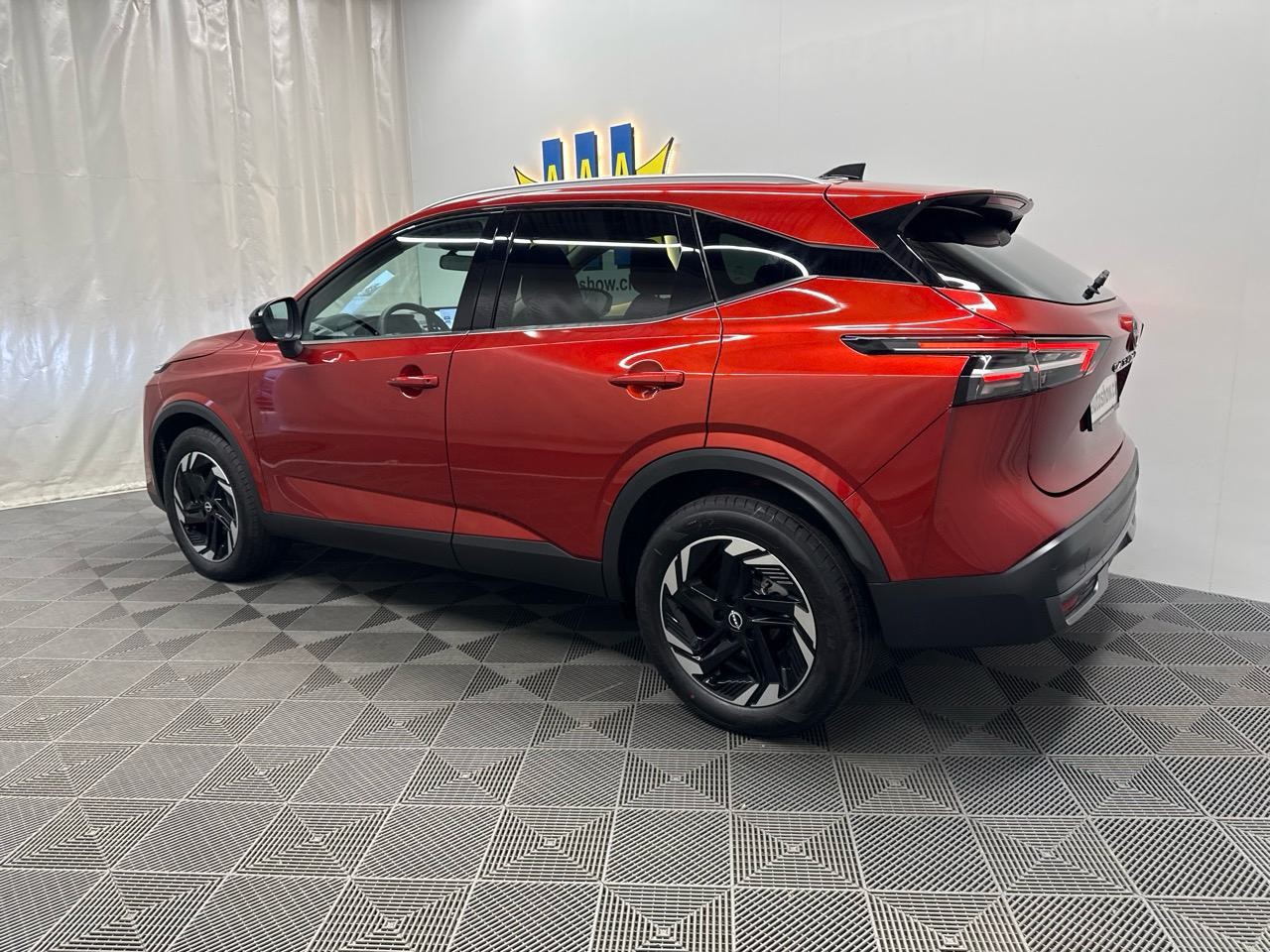 NISSAN Qashqai 1.3 DIG-T MHEV N-Connecta Xtronic 4x4-showroom-element-1