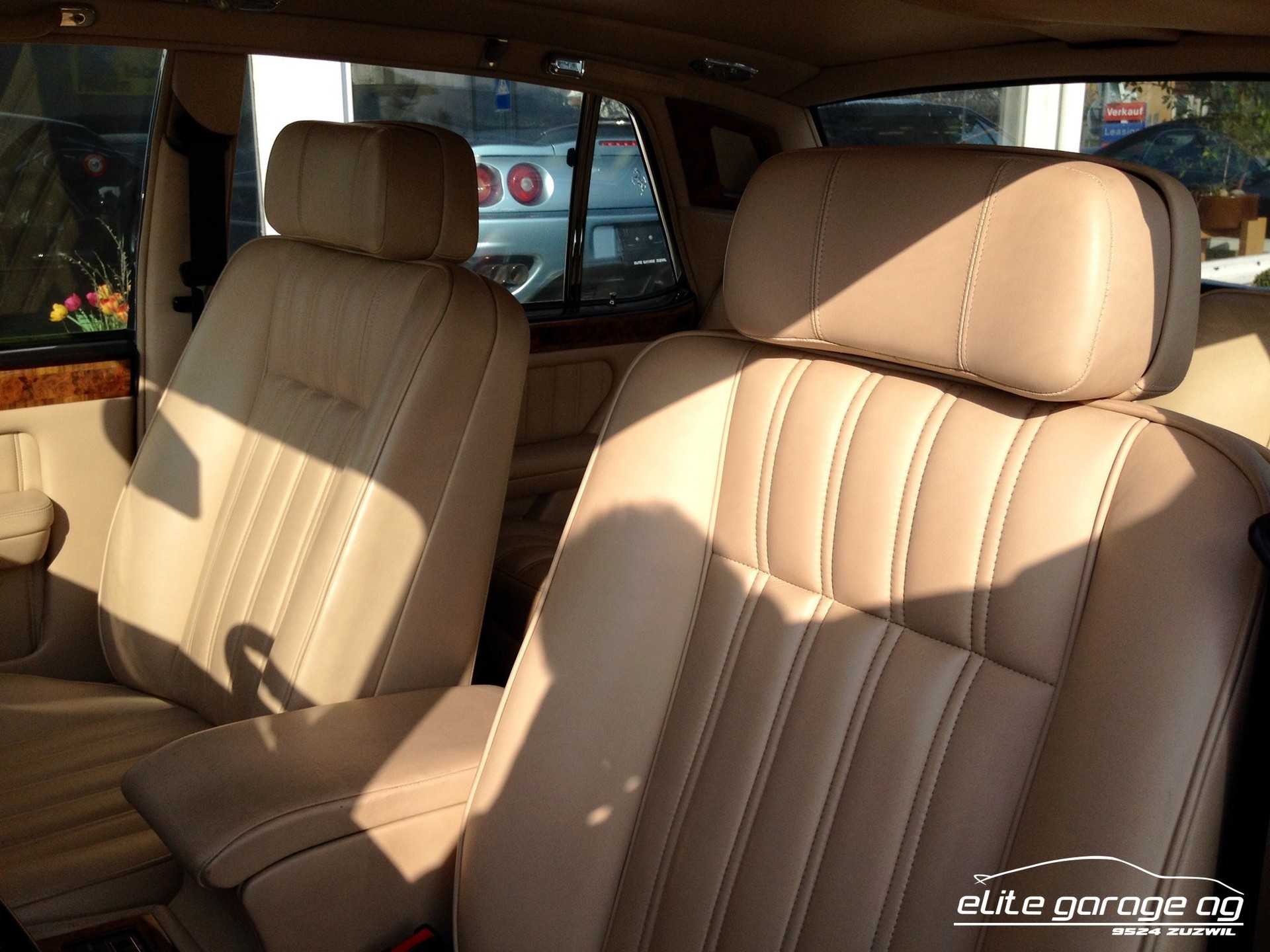 BENTLEY Brooklands-image-8