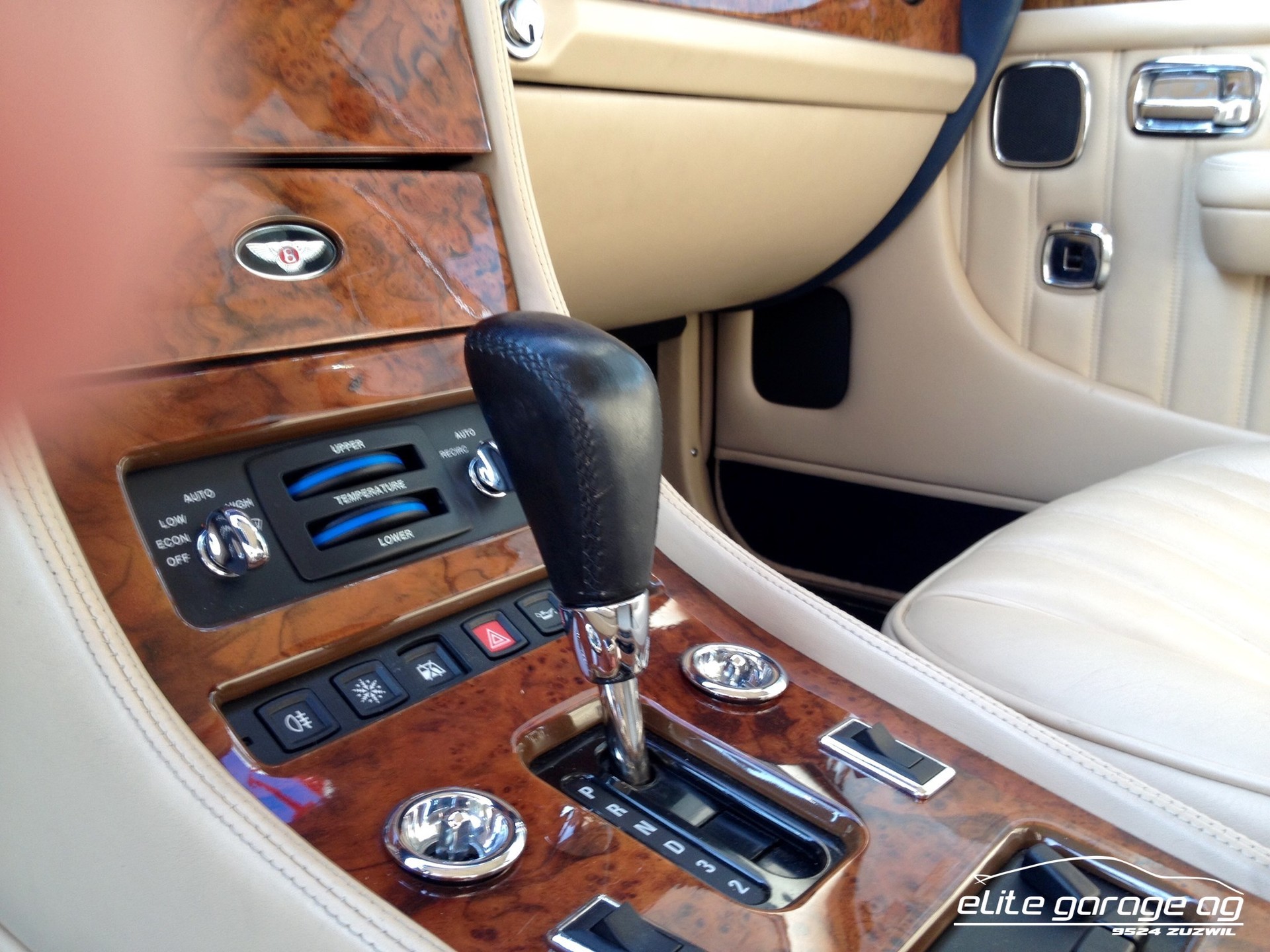 BENTLEY Brooklands-image-10