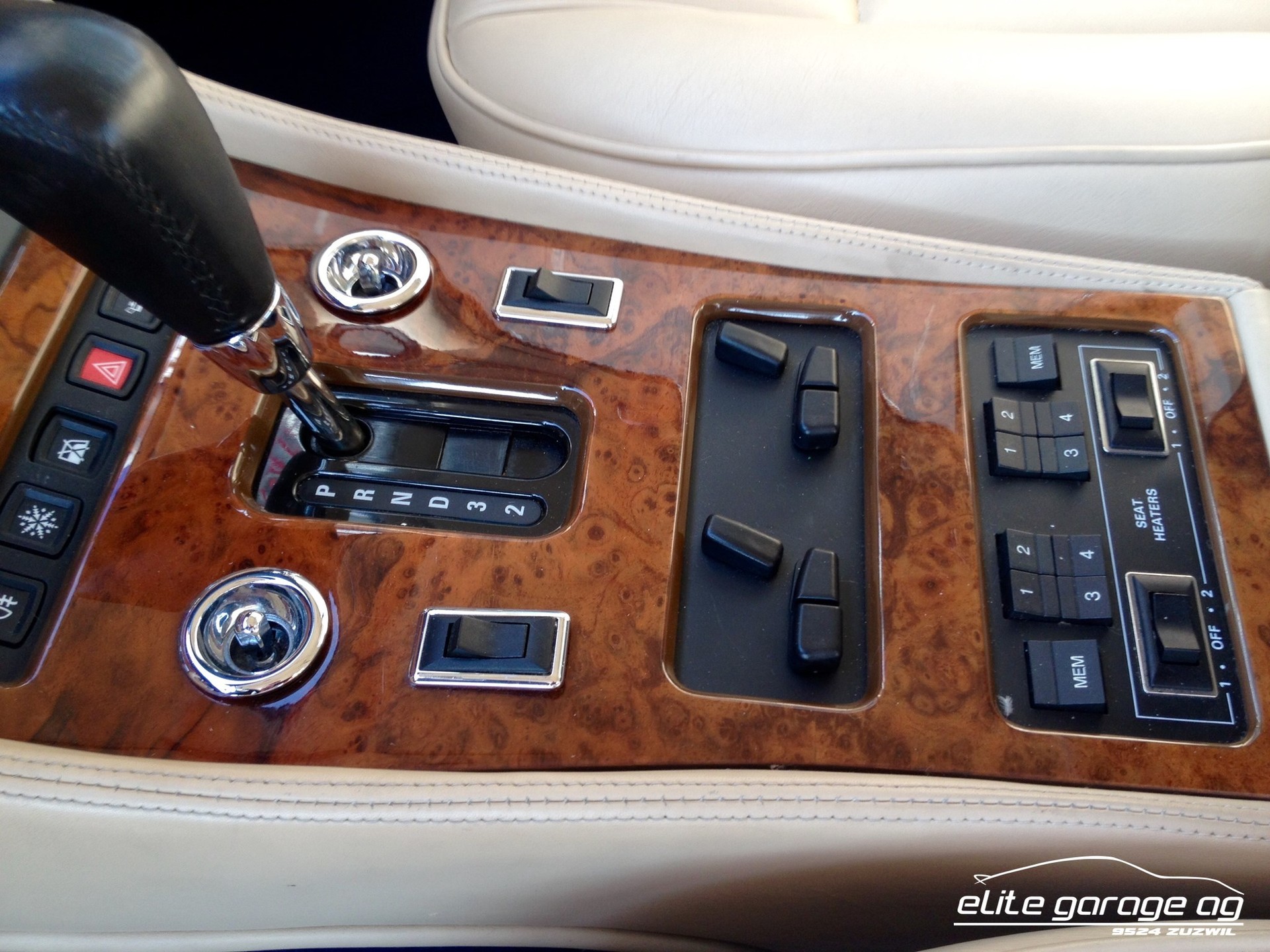 BENTLEY Brooklands-image-11