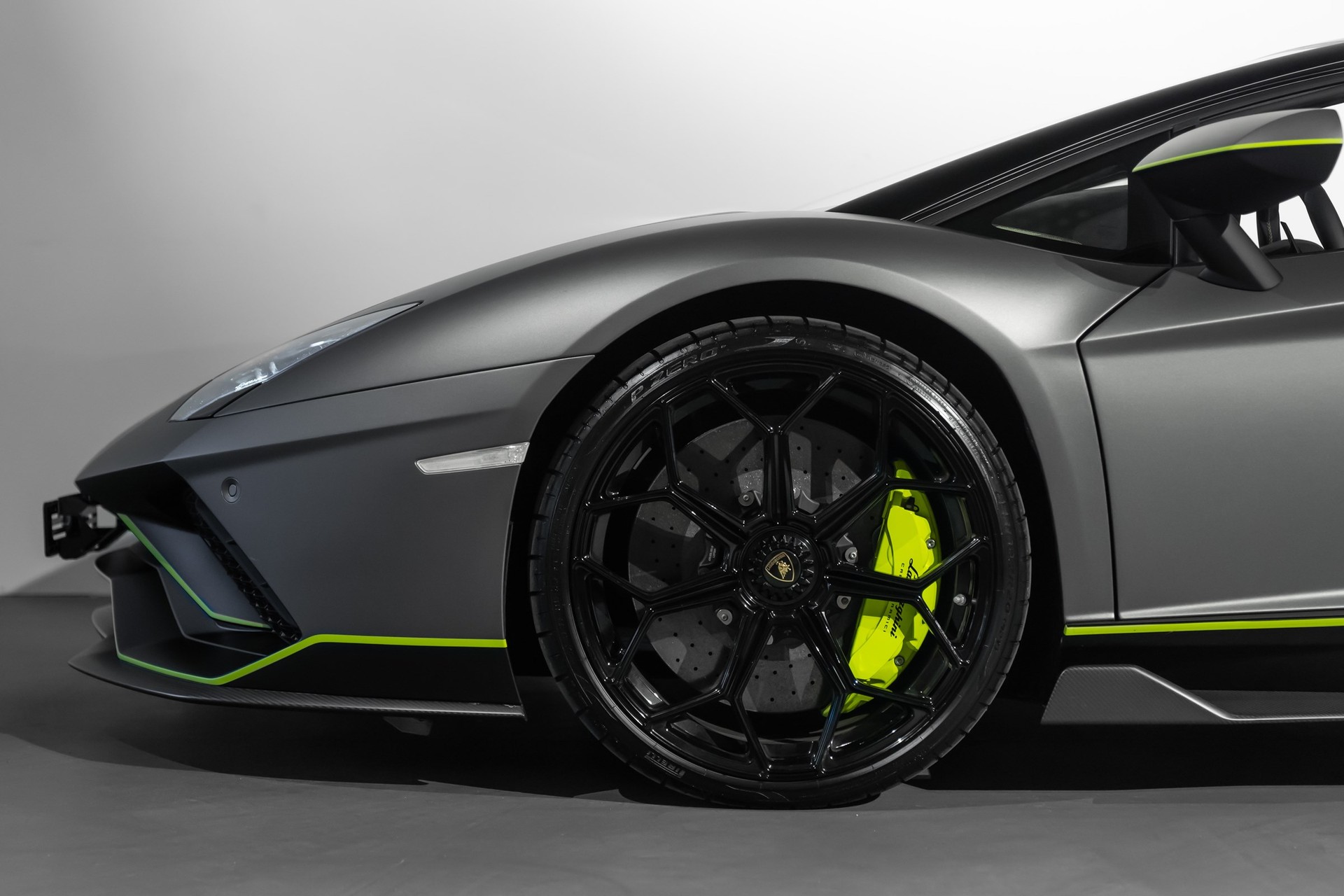 LAMBORGHINI Aventador LP780-4 Roadster E-Gear Ultimae-image-12