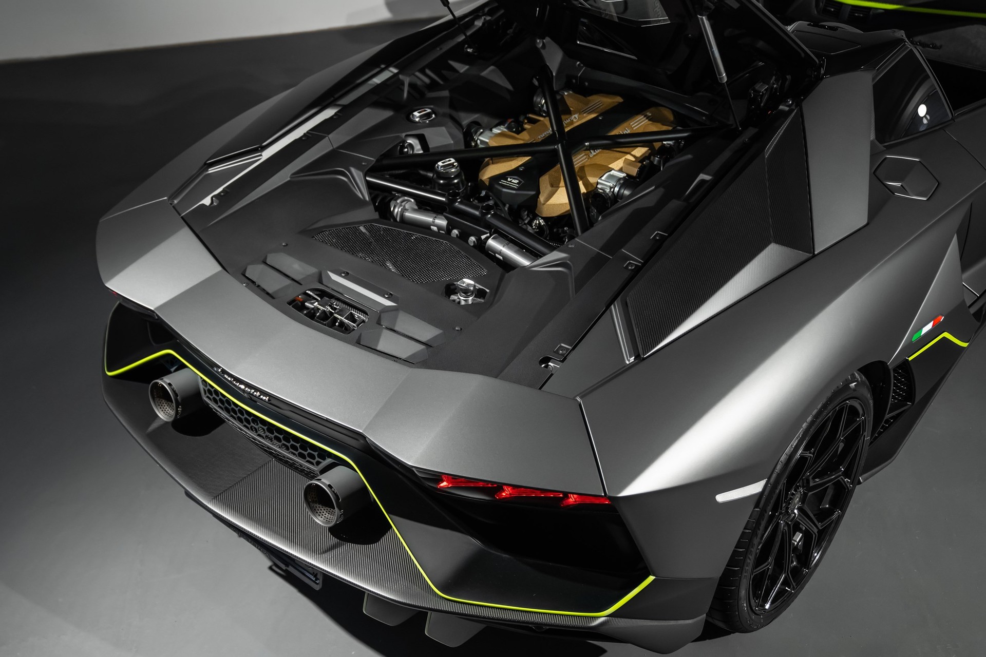 LAMBORGHINI Aventador LP780-4 Roadster E-Gear Ultimae-image-20