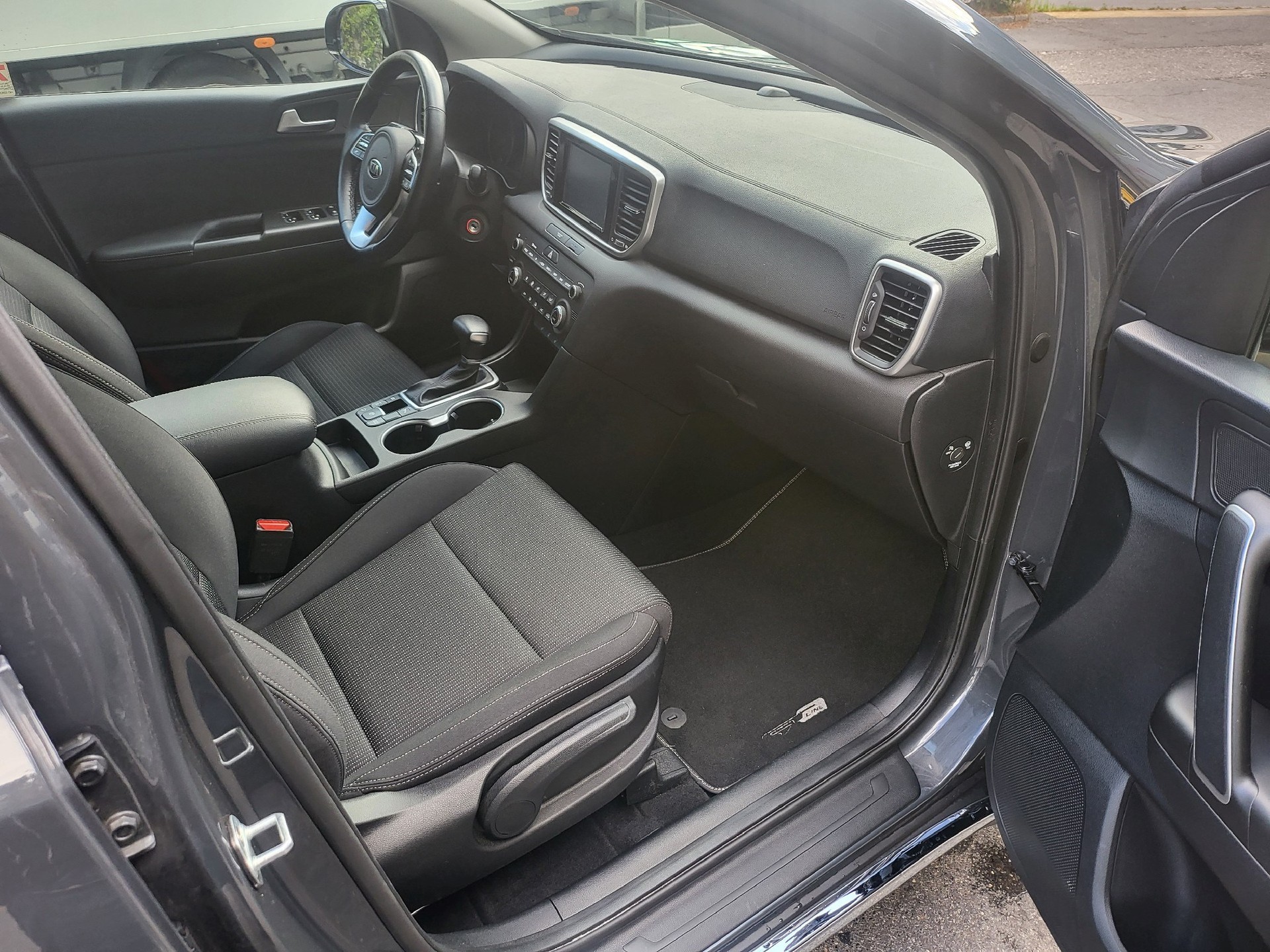 KIA Sportage 1.6CRDi Mild Hybrid Sportage 4WD DCT-image-8