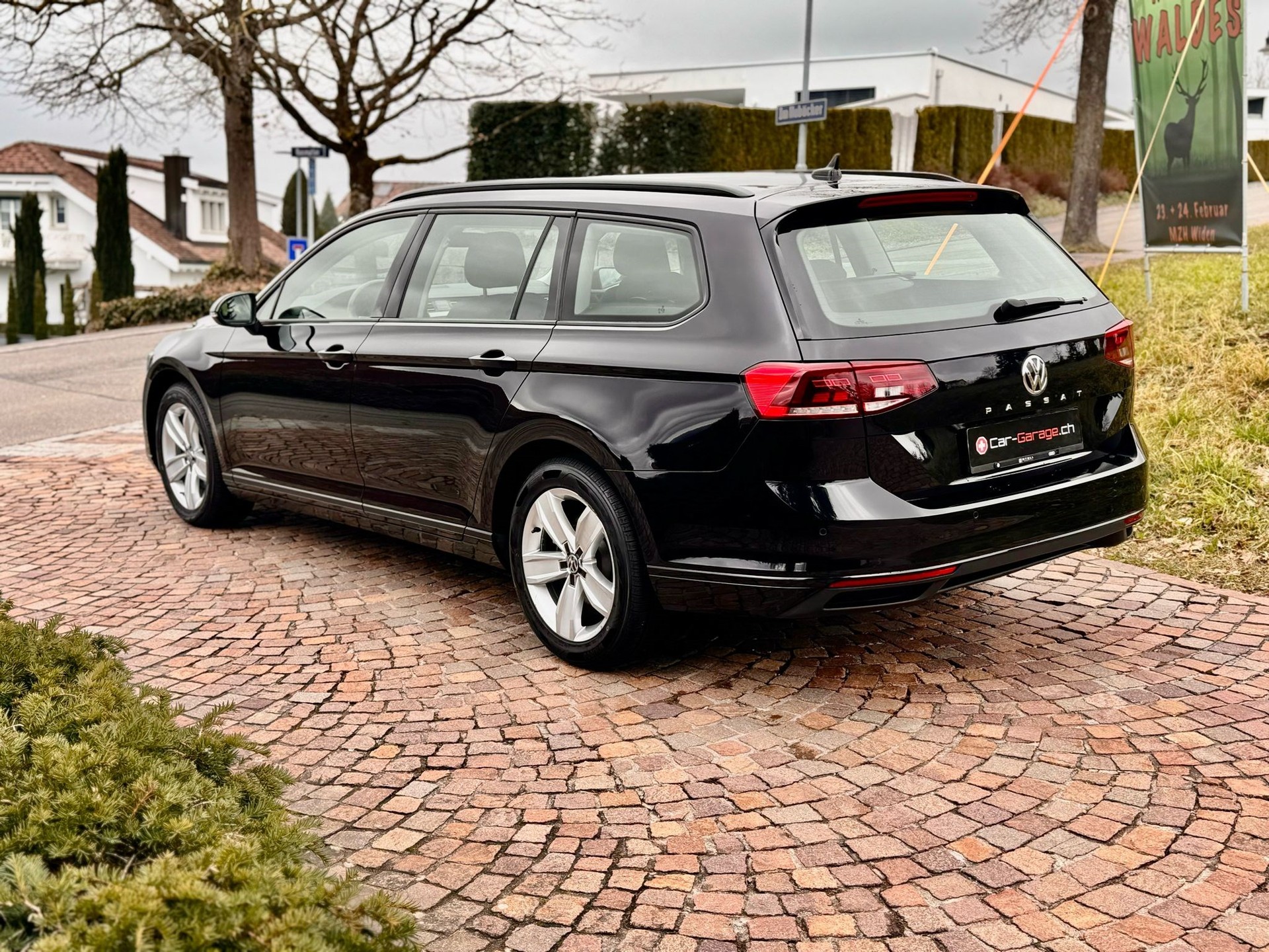 VW Passat 2.0 TDI BMT Elegance DSG-image-1