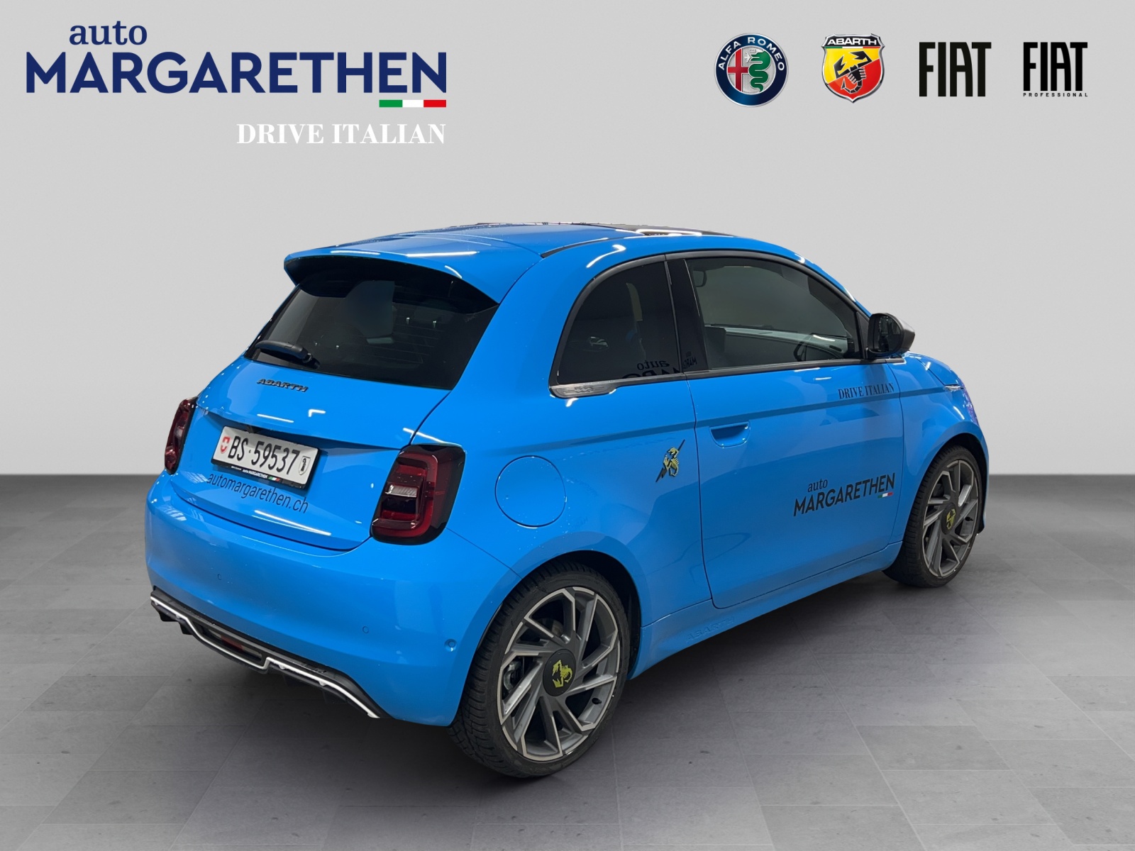 FIAT Abarth 500e Turismo-showroom-element-3