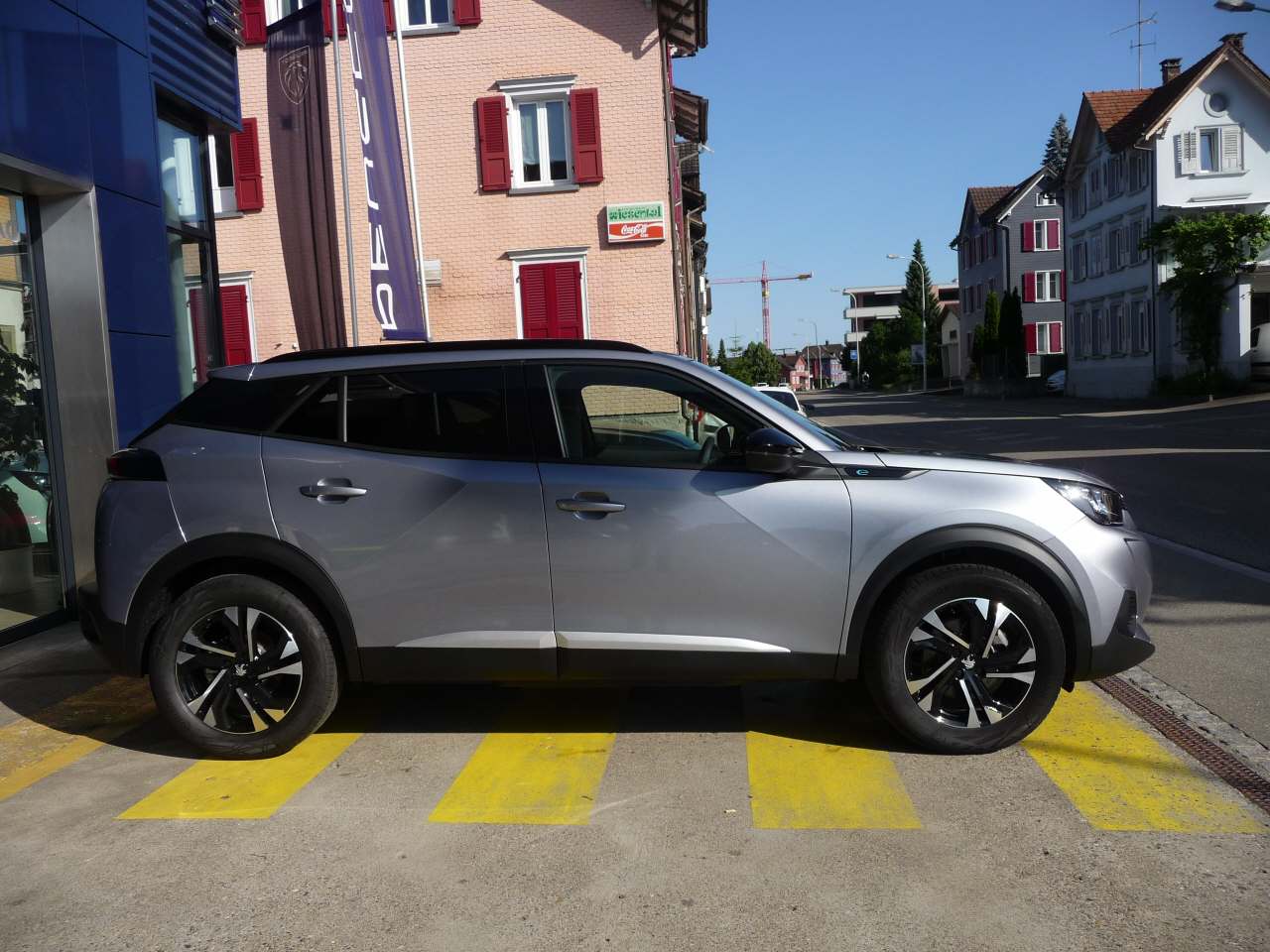 PEUGEOT 2008 e-Allure Pack-image-5