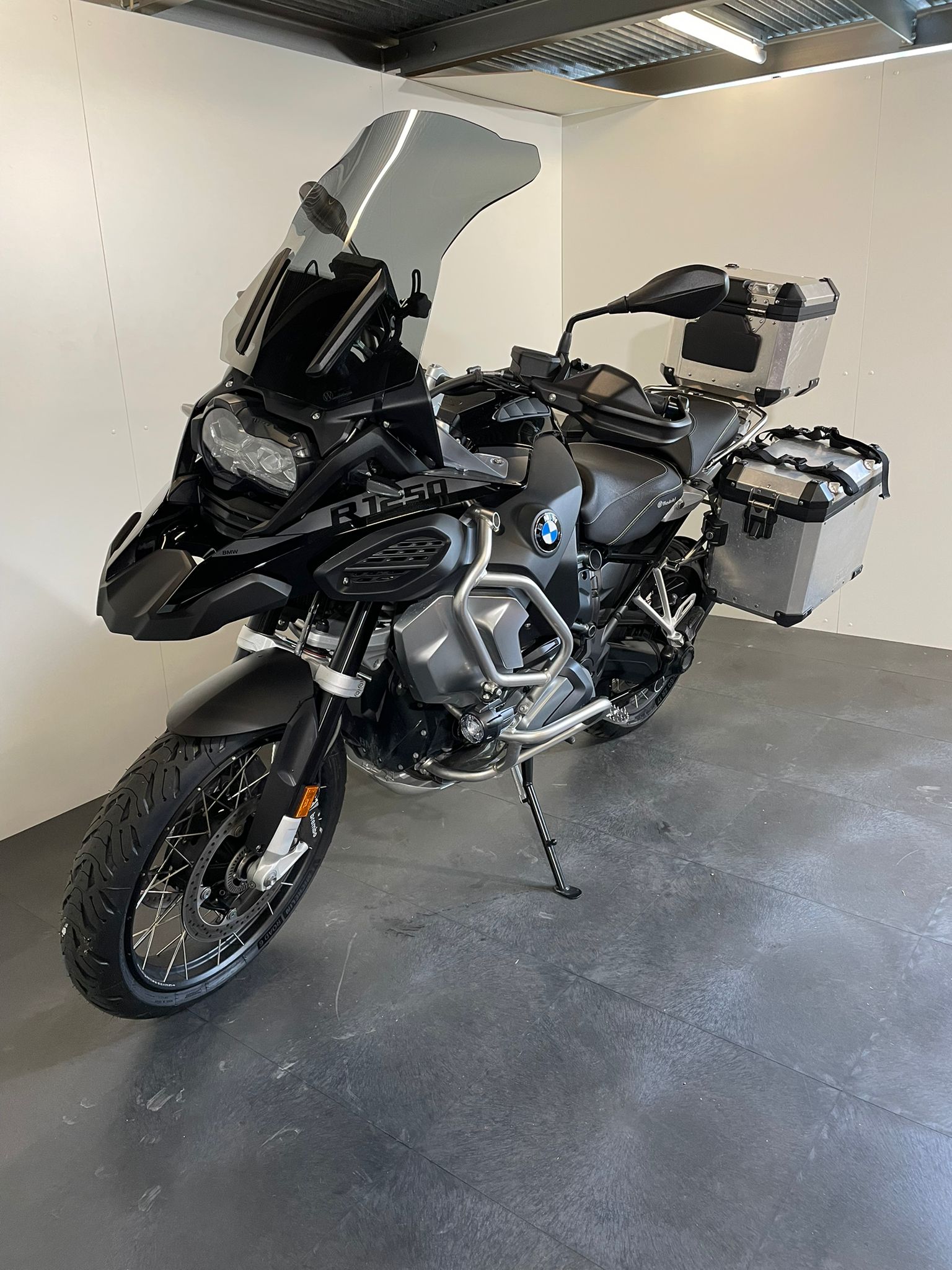 BMW R 1250 GS Adventure Triple Black-image-6