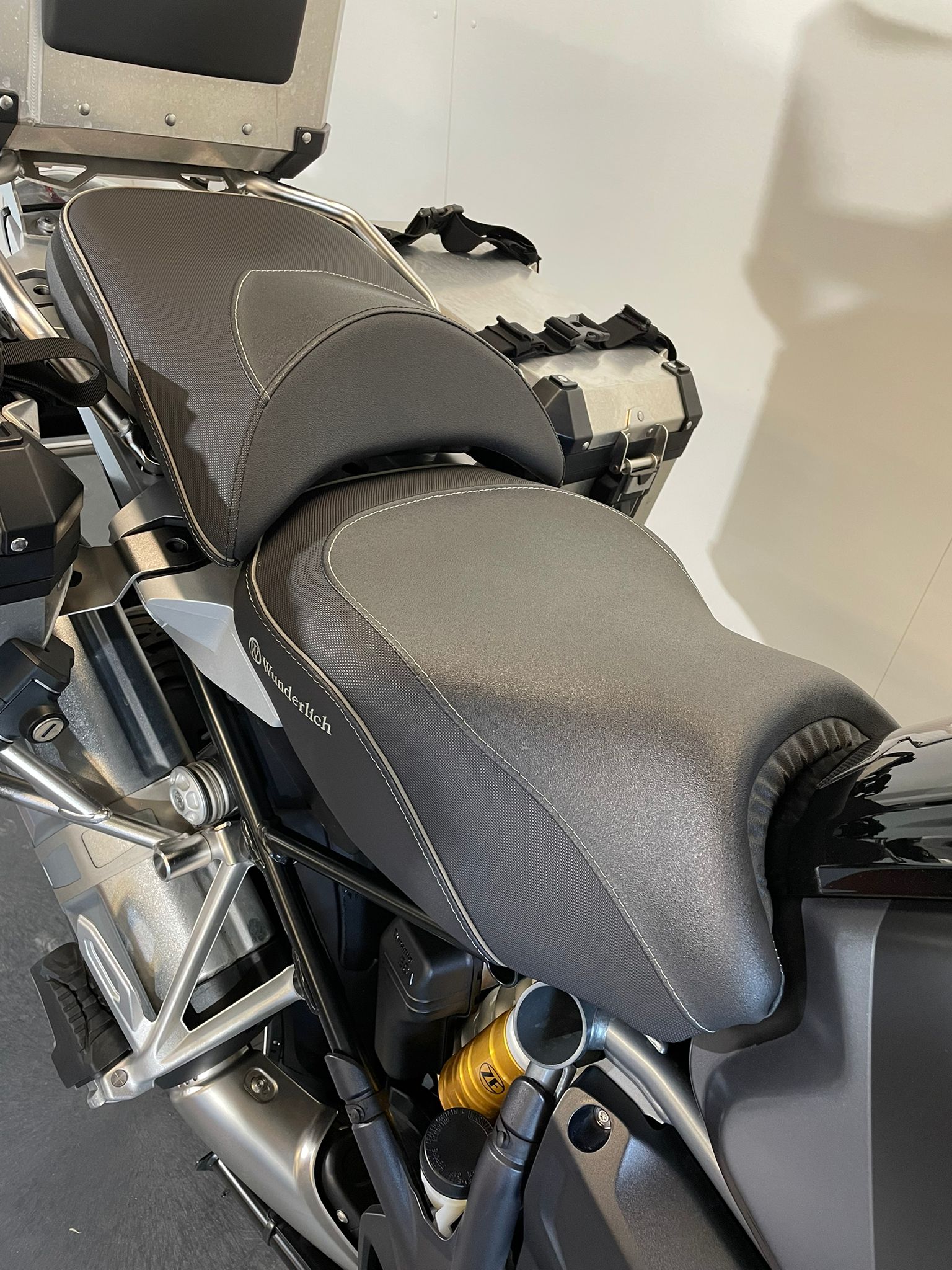 BMW R 1250 GS Adventure Triple Black-image-3