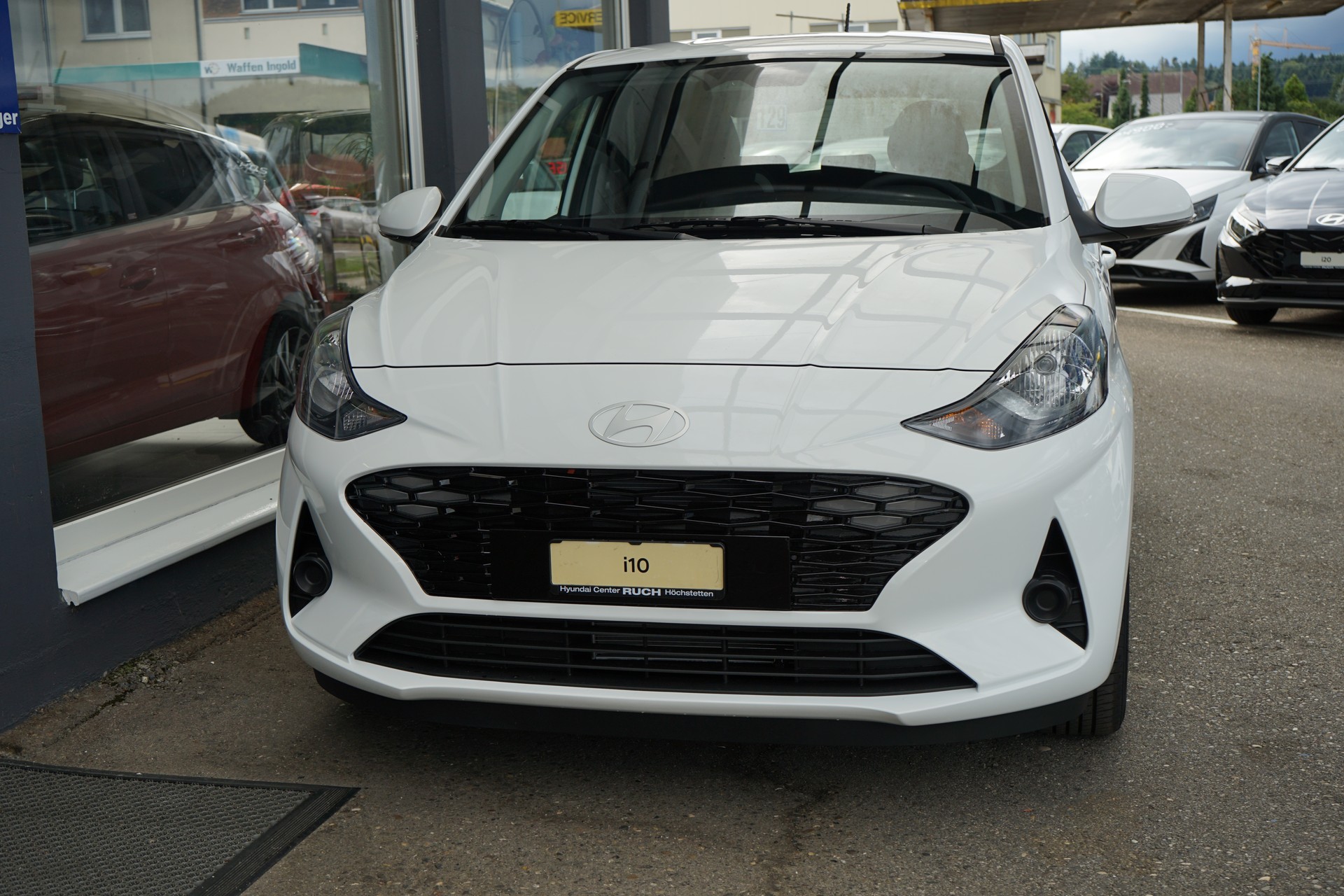 HYUNDAI i10 1.2 Amplia Aut.-showroom-element-2