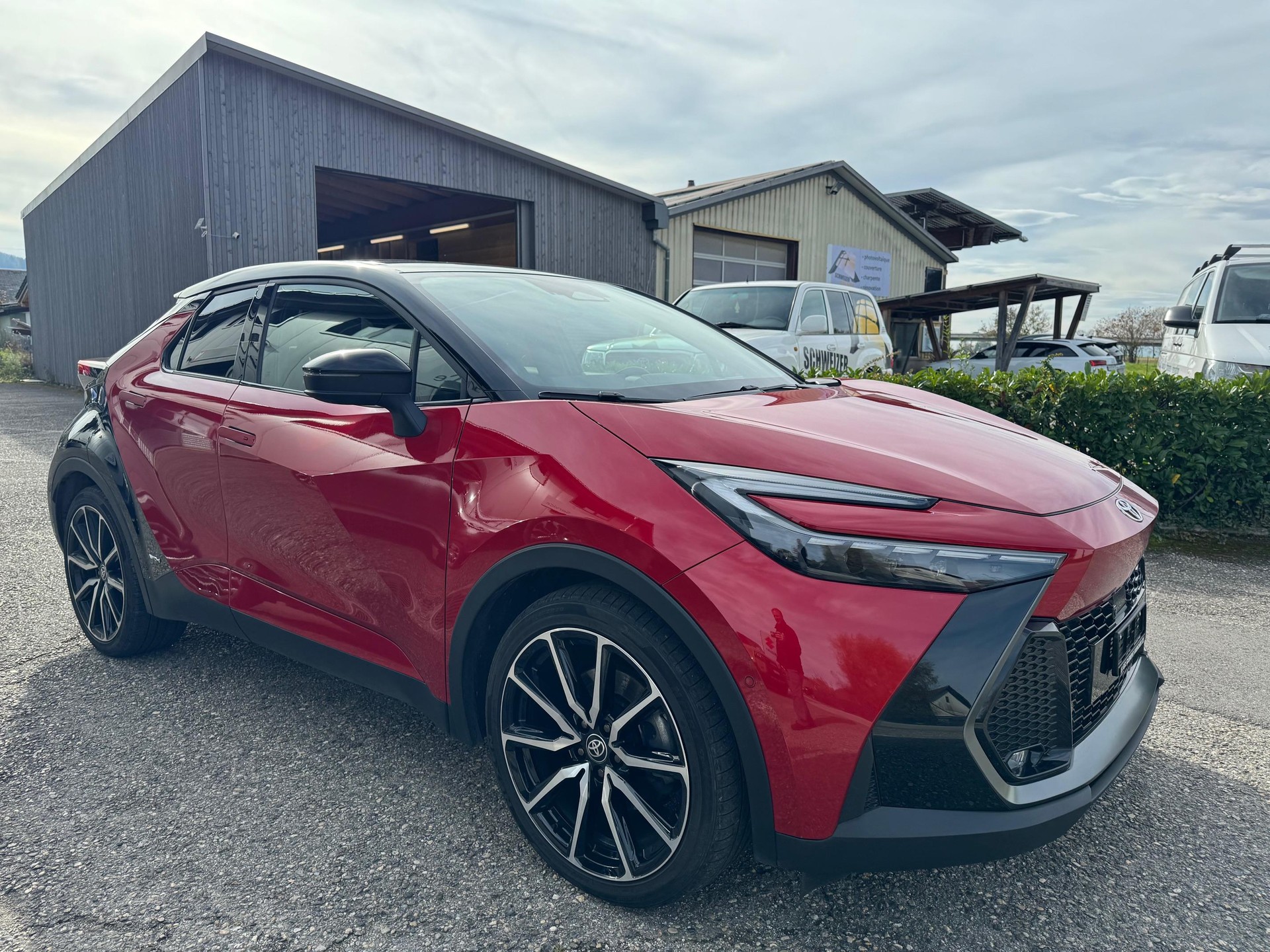 TOYOTA C-HR 2.0 HEV GR Sport Premiere 4x4-image-1