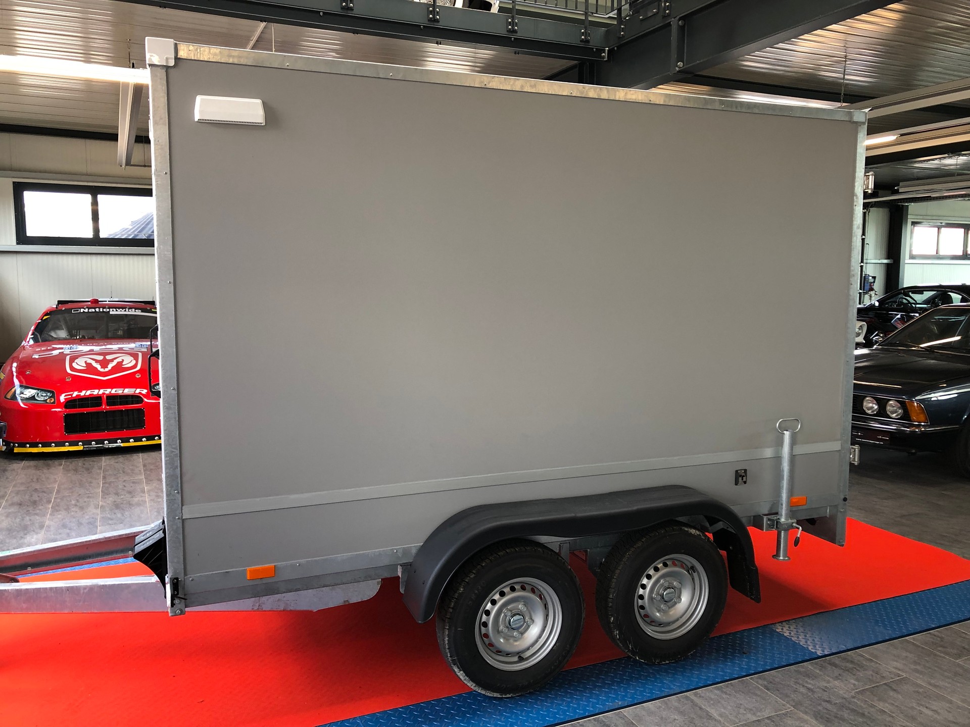 TOMPLAN T3500T 2700 Flügel+Servicetüre-showroom-element-1