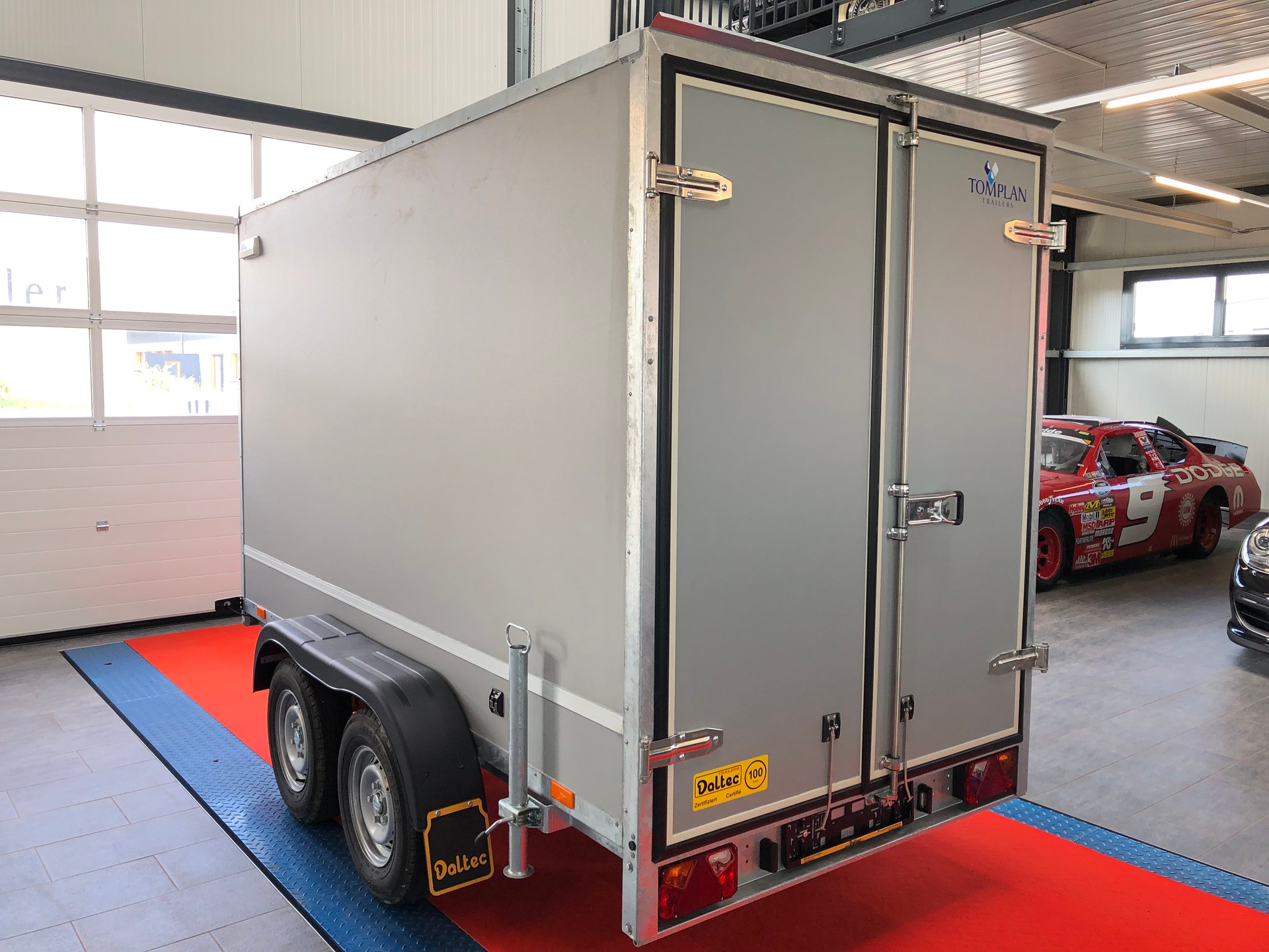 TOMPLAN T3500T 2700 Flügel+Servicetüre-showroom-element-2