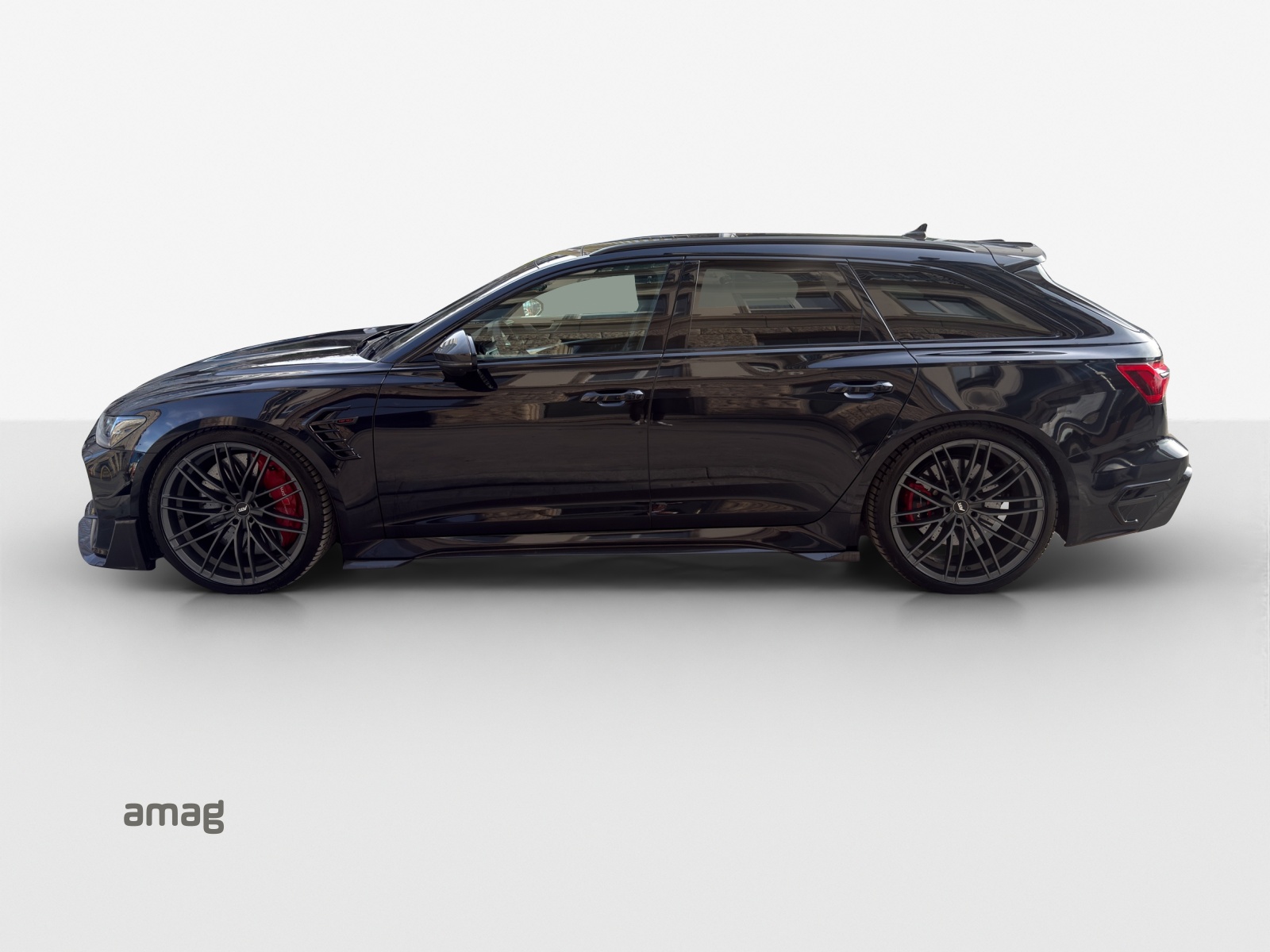 AUDI RS6 Avant 4.0 TFSI V8 quattro-showroom-element-1