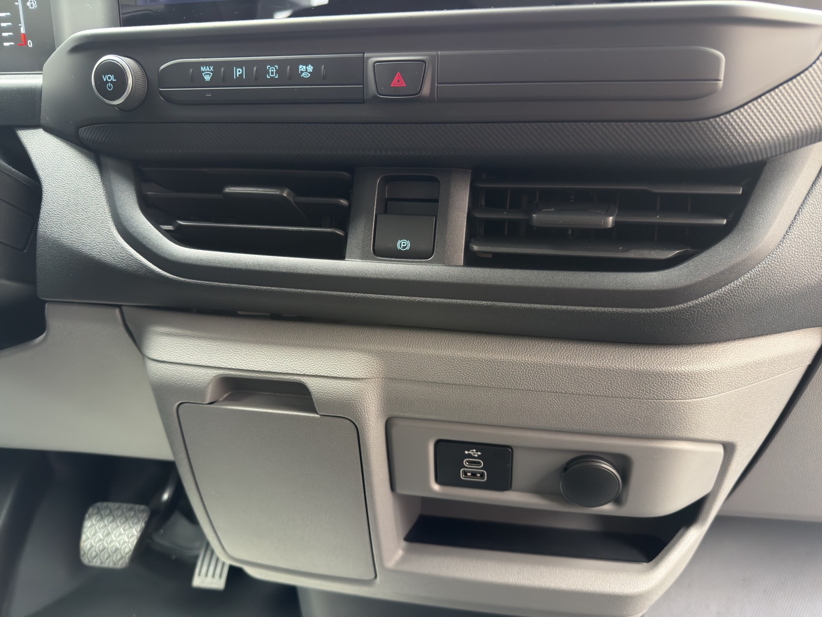 FORD Transit Custom Combi 320 L2H1 Trend Automat-image-20