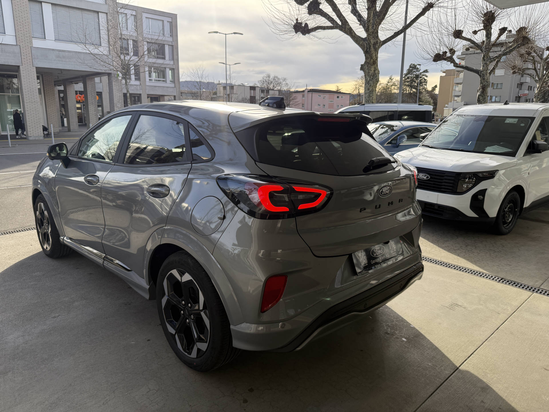 FORD Puma 1.0 EcoB Hybrid 155 ST-Line X-showroom-element-2
