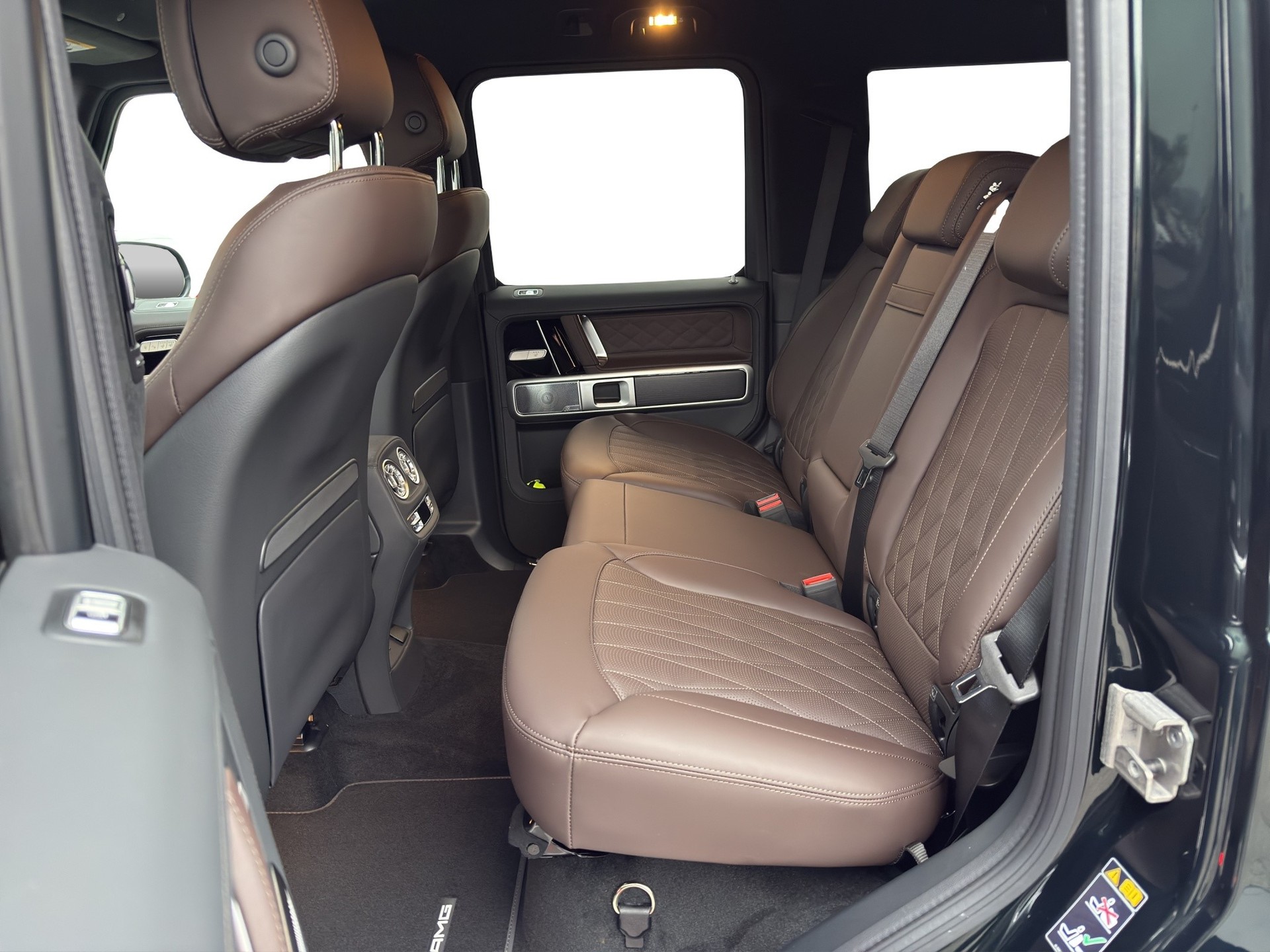 MERCEDES-BENZ G 450d 9G-Tronic-image-8