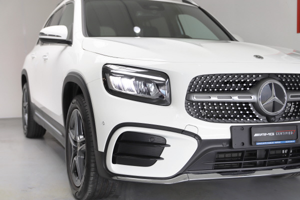 MERCEDES-BENZ GLB 200 7G-Tronic-showroom-element-1
