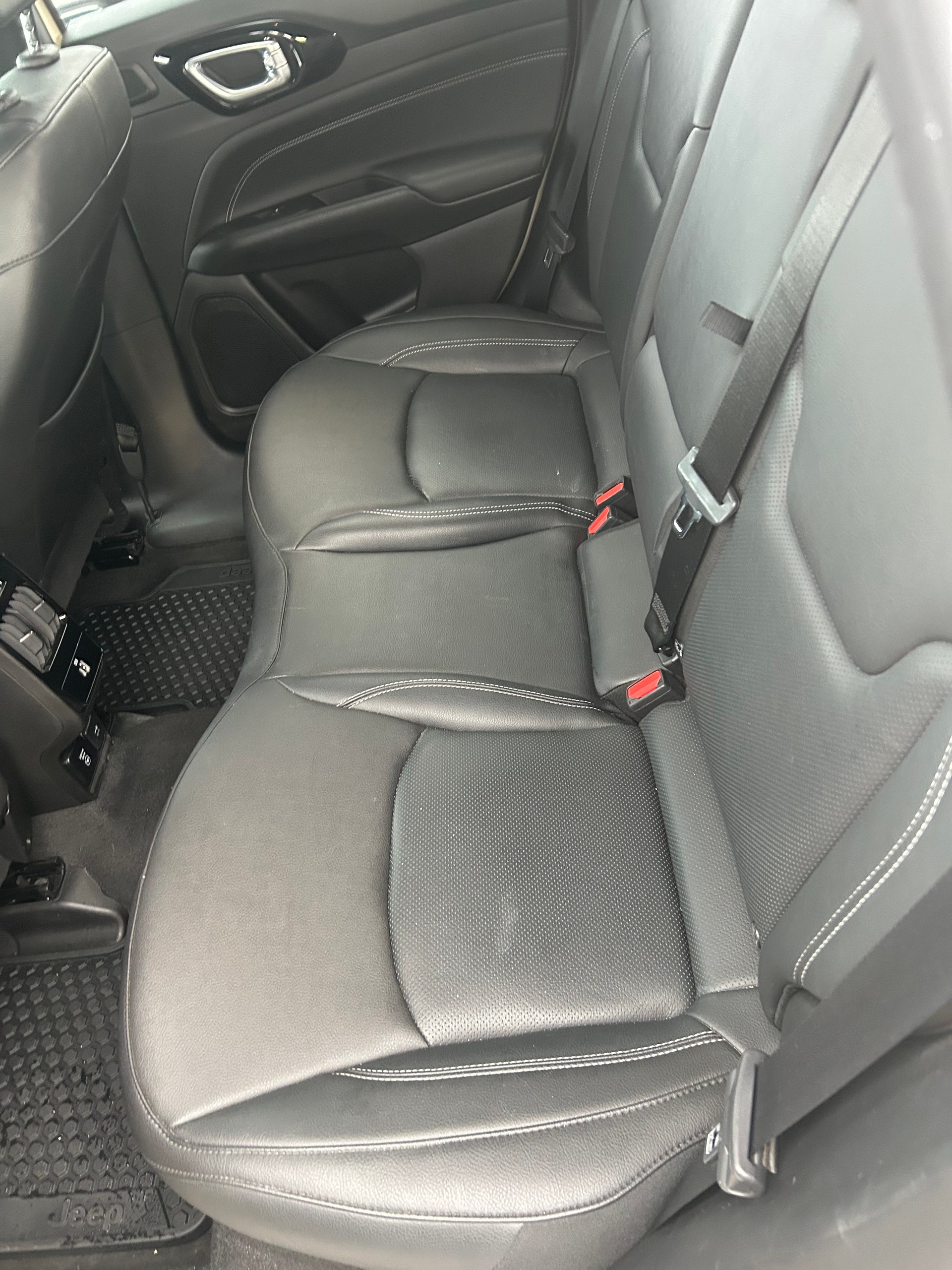 JEEP Compass 1.3 T PHEV S AWD-showroom-element-2