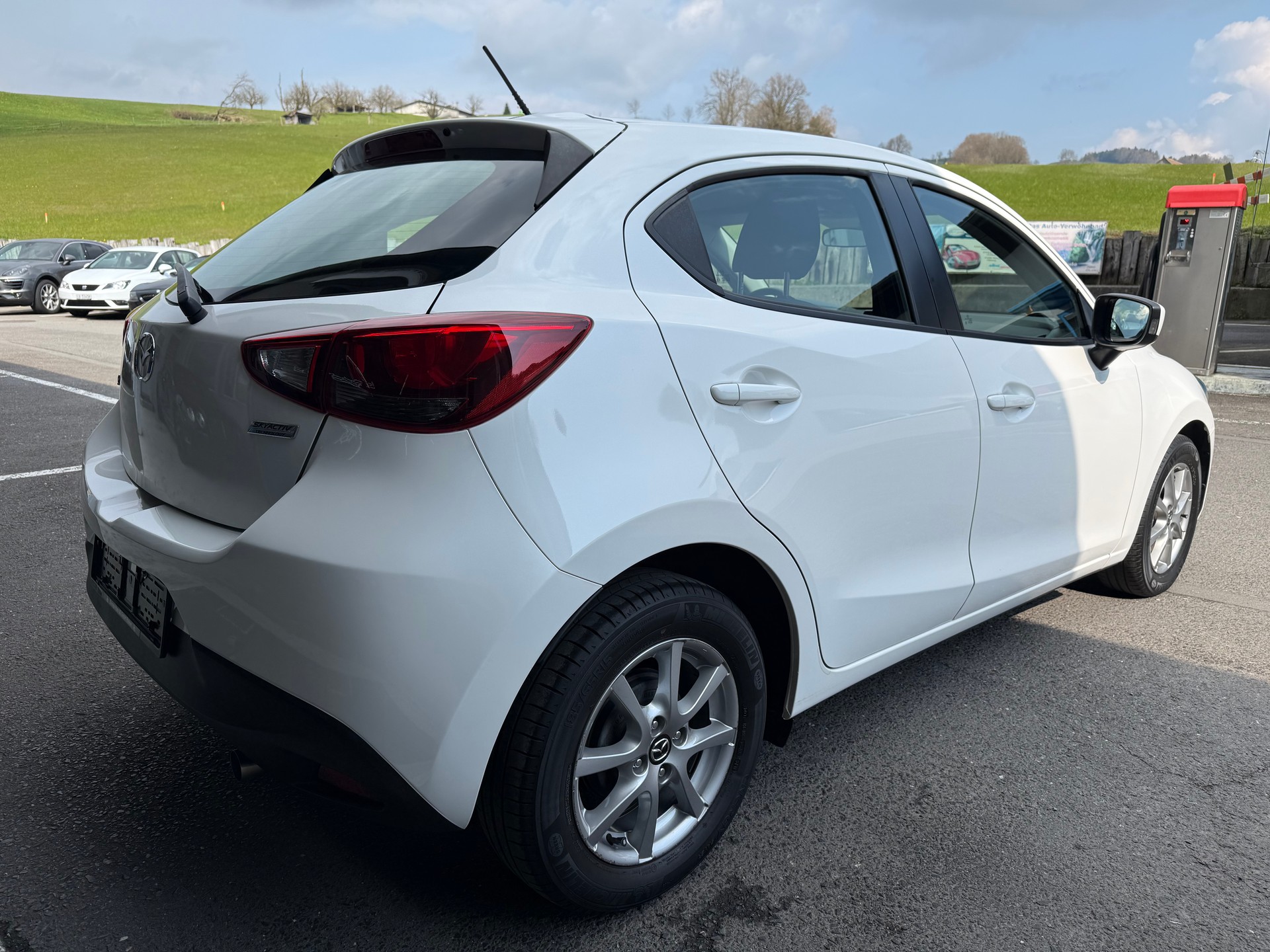 MAZDA 2 1.5i 16V Skyactiv-G Ambition-image-7