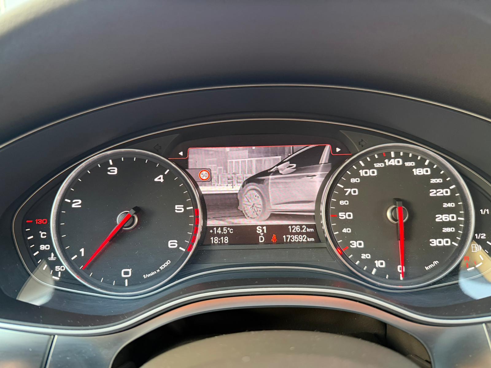 AUDI A7 Sportback 3.0 TDI quattro S-tronic-image-26