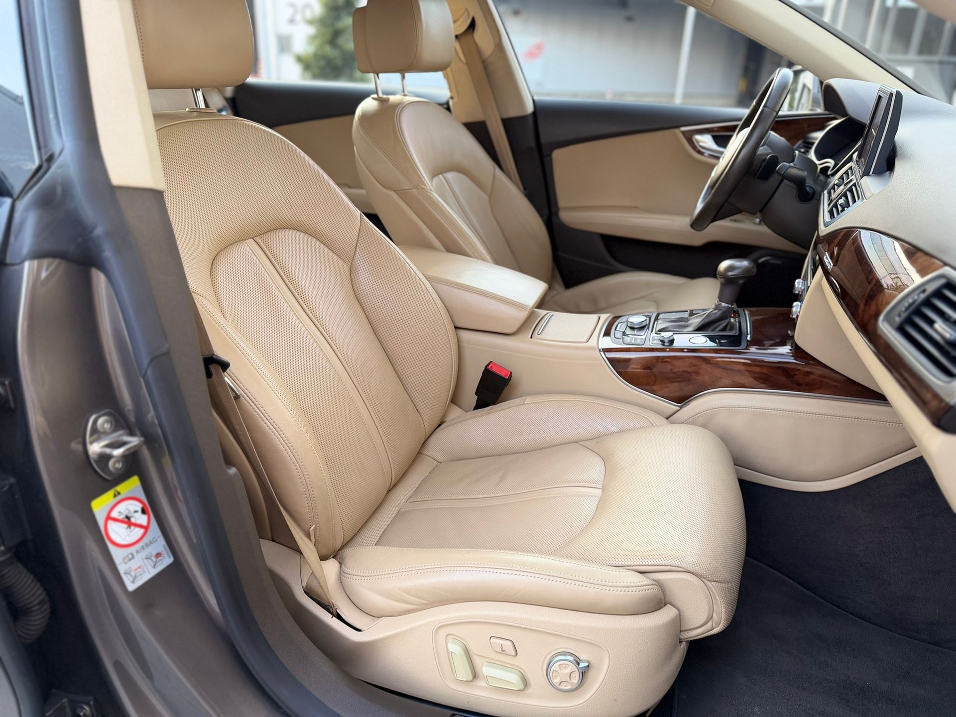 AUDI A7 Sportback 3.0 TDI quattro S-tronic-image-11