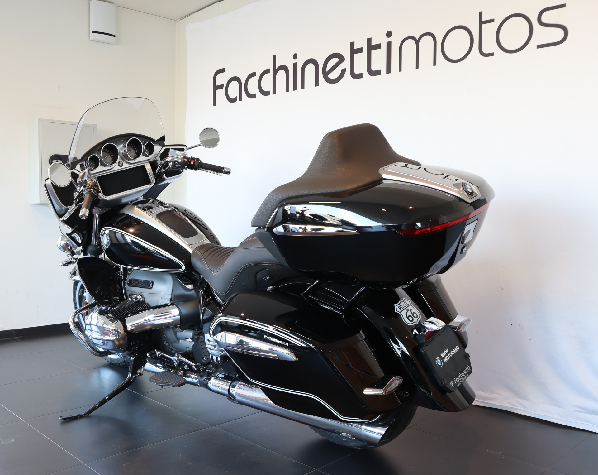 BMW R 18 Transcontinental-image-2