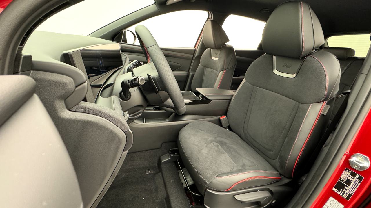 HYUNDAI Tucson 1.6 TGDI HEV N-Line 4WD-image-4