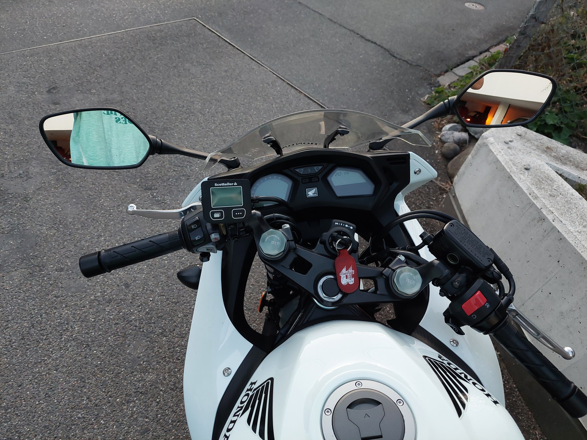 HONDA CBR 650 FA ABS-image-2