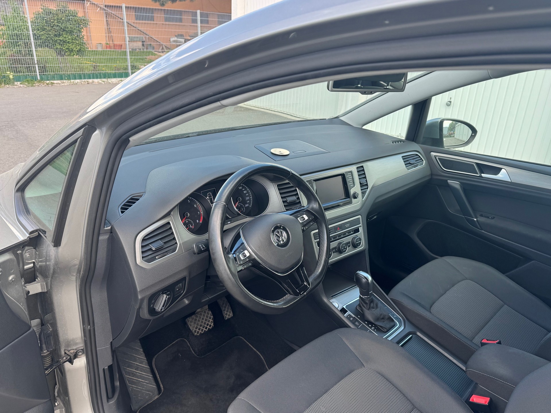 VW Golf Sportsvan 1.4 TSI Comfortline DSG-image-5