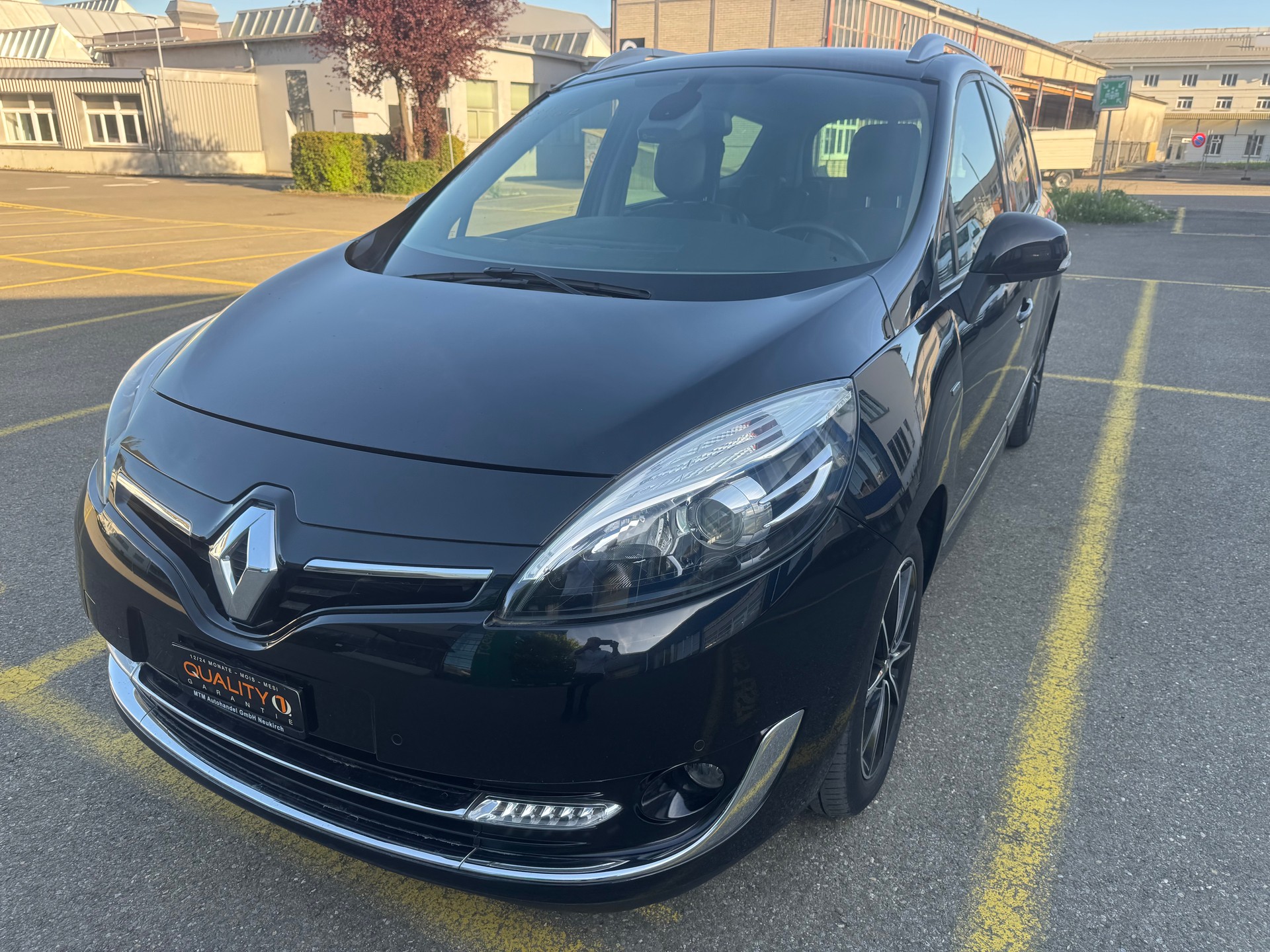 RENAULT Grand Scénic 1.2 16V Turbo Bose Edition
