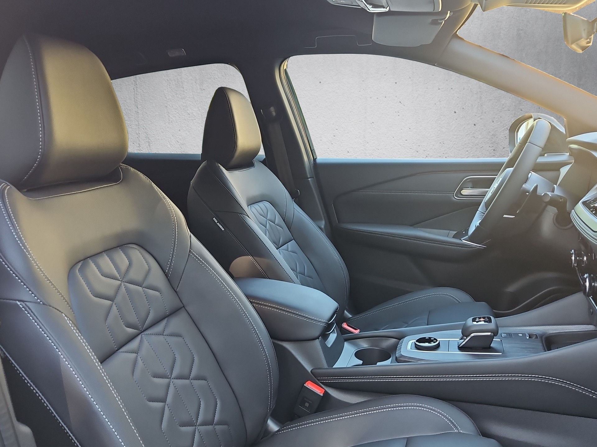 NISSAN Qashqai 1.3 MHEV Tekna 4x4-image-19