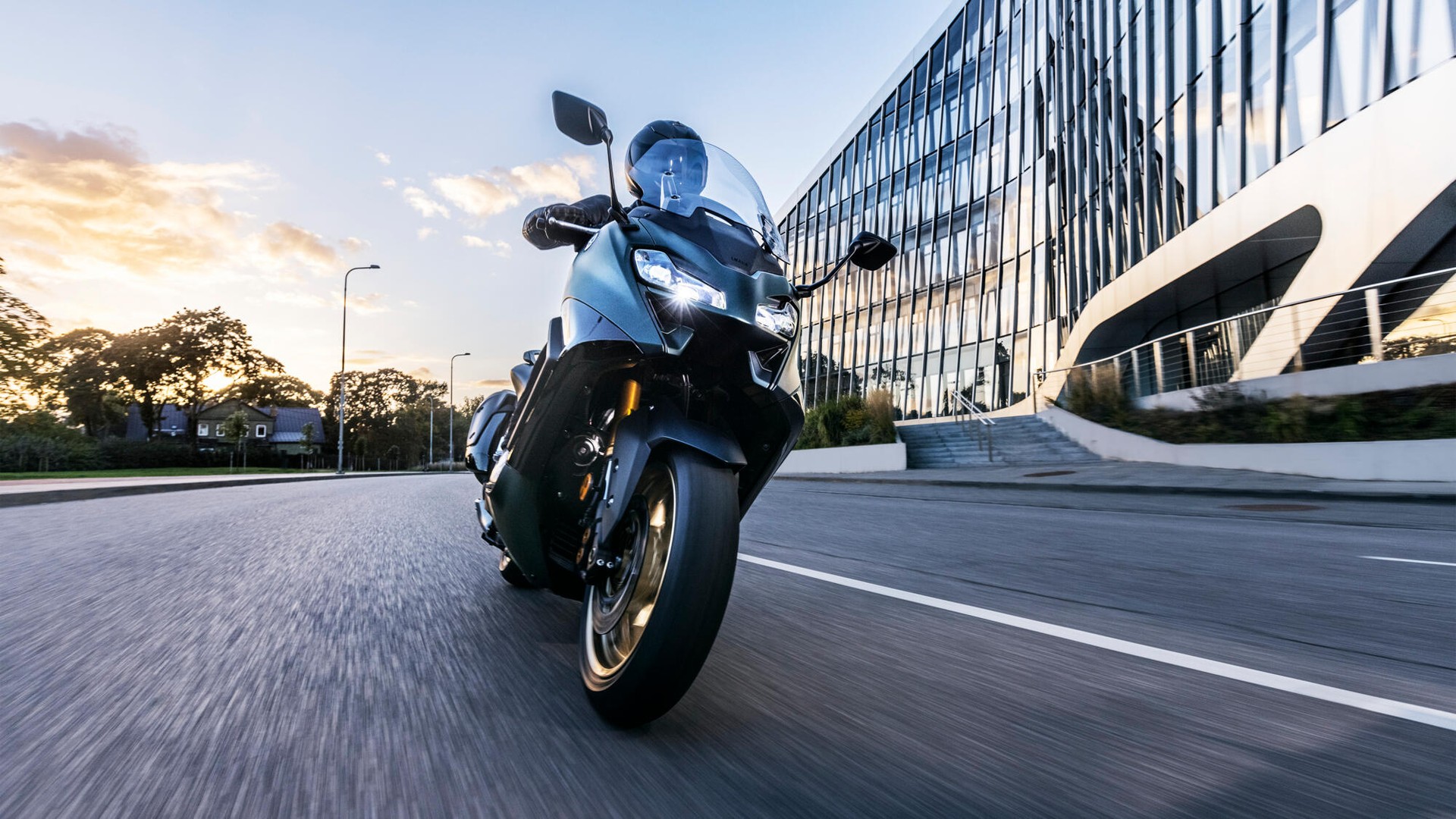 YAMAHA T-MAX XP TechMax-image-7