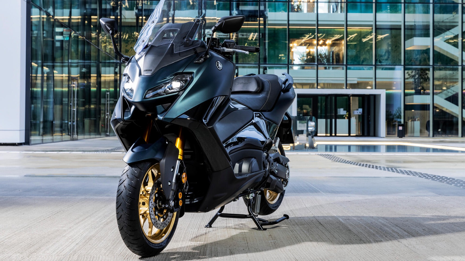 YAMAHA T-MAX XP TechMax-image-5