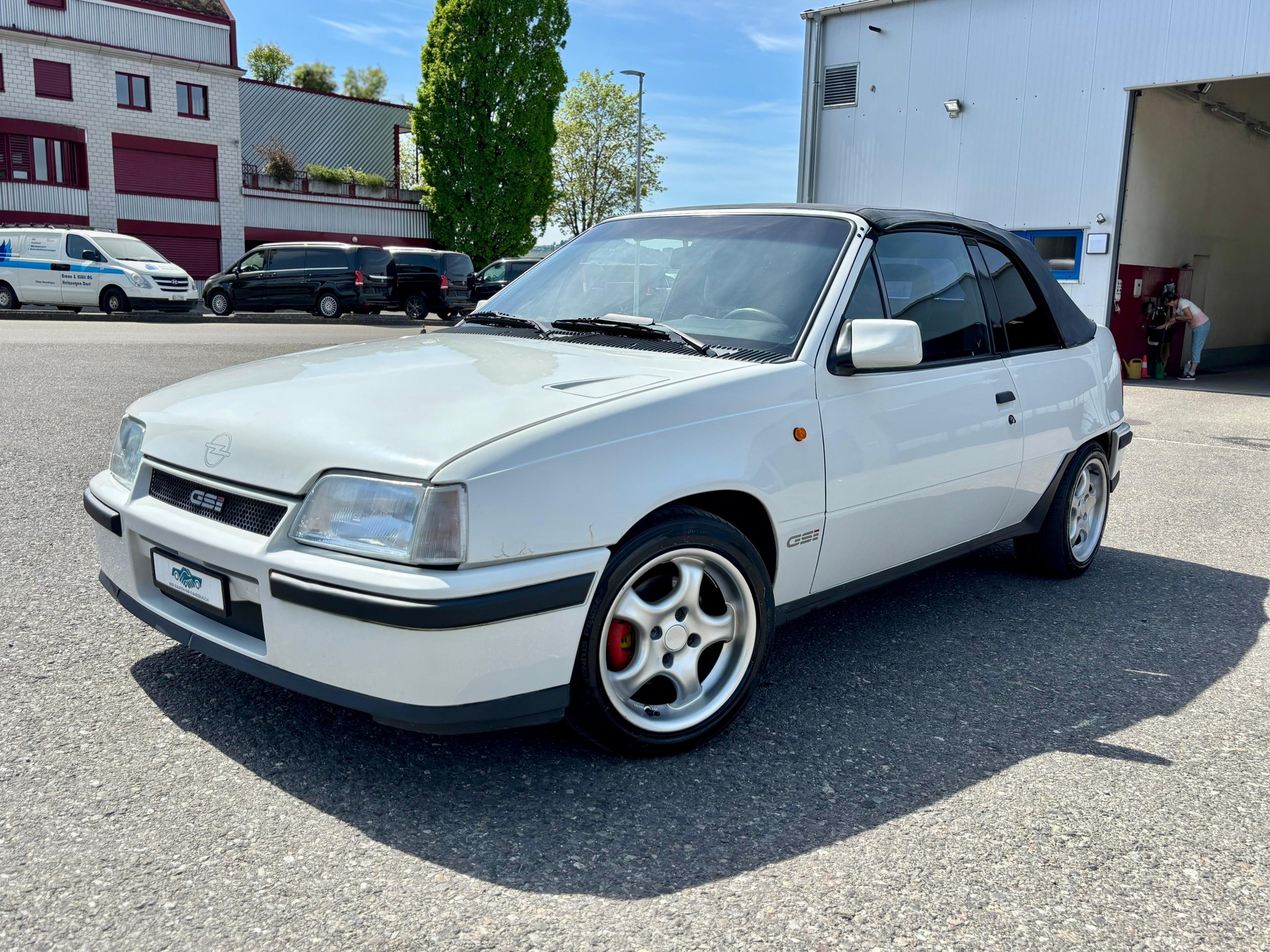 OPEL Kadett Cabriolet 2.0i GSi-image-11