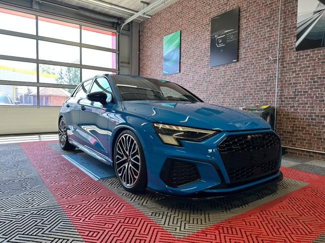 AUDI A3 Sportback 40 TFSI S line quattro S-tronic-image-5