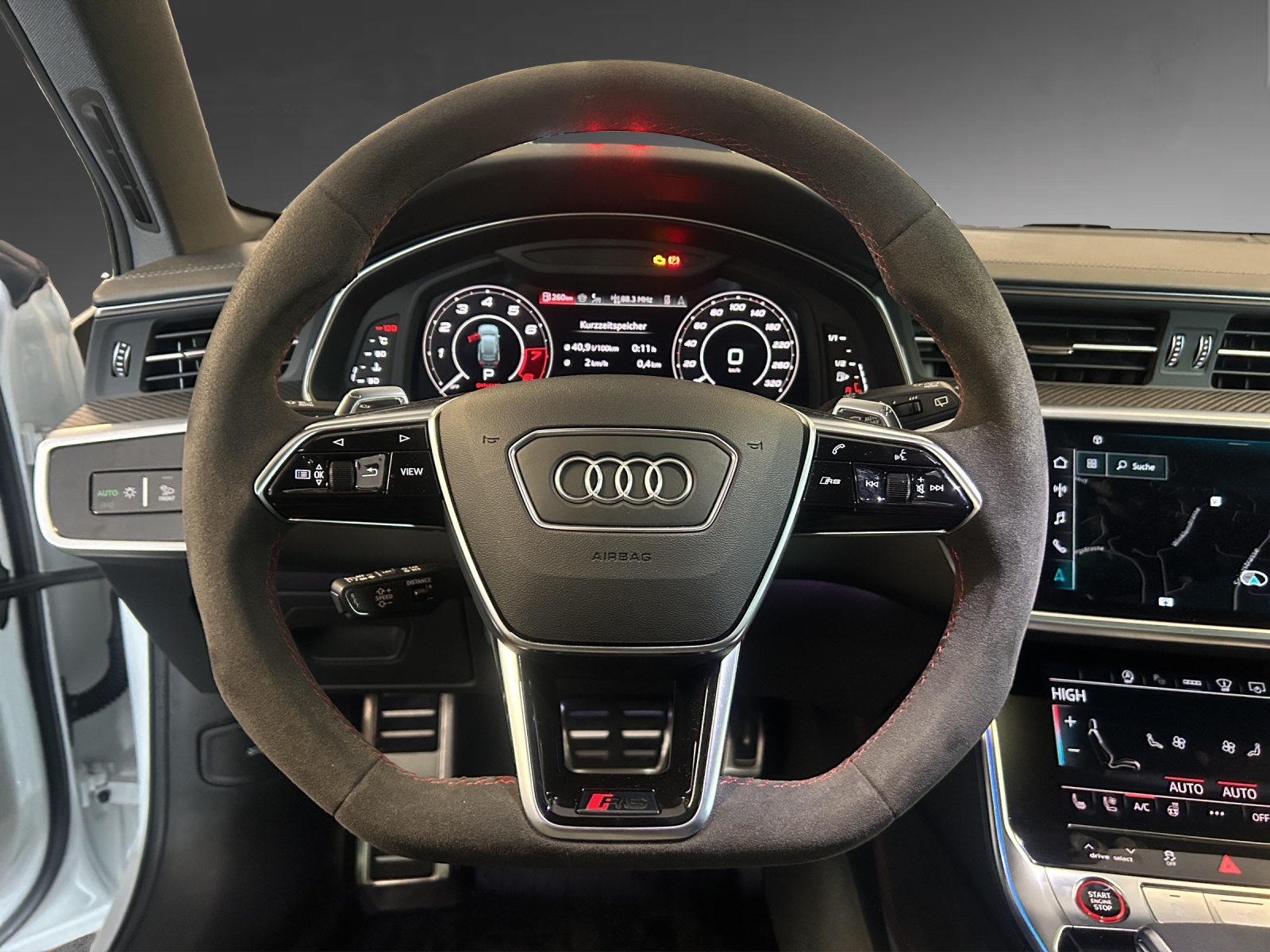 AUDI RS6 Avant 4.0 TFSI V8 Performance quattro-image-8
