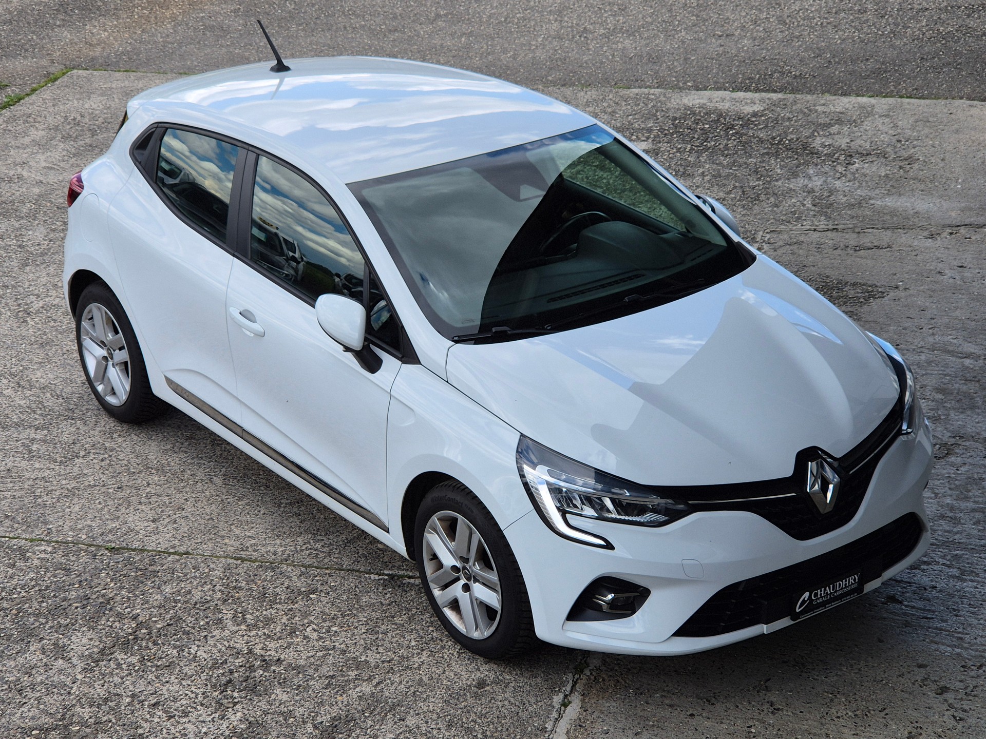 RENAULT Clio 1.0 Business-showroom-element-2