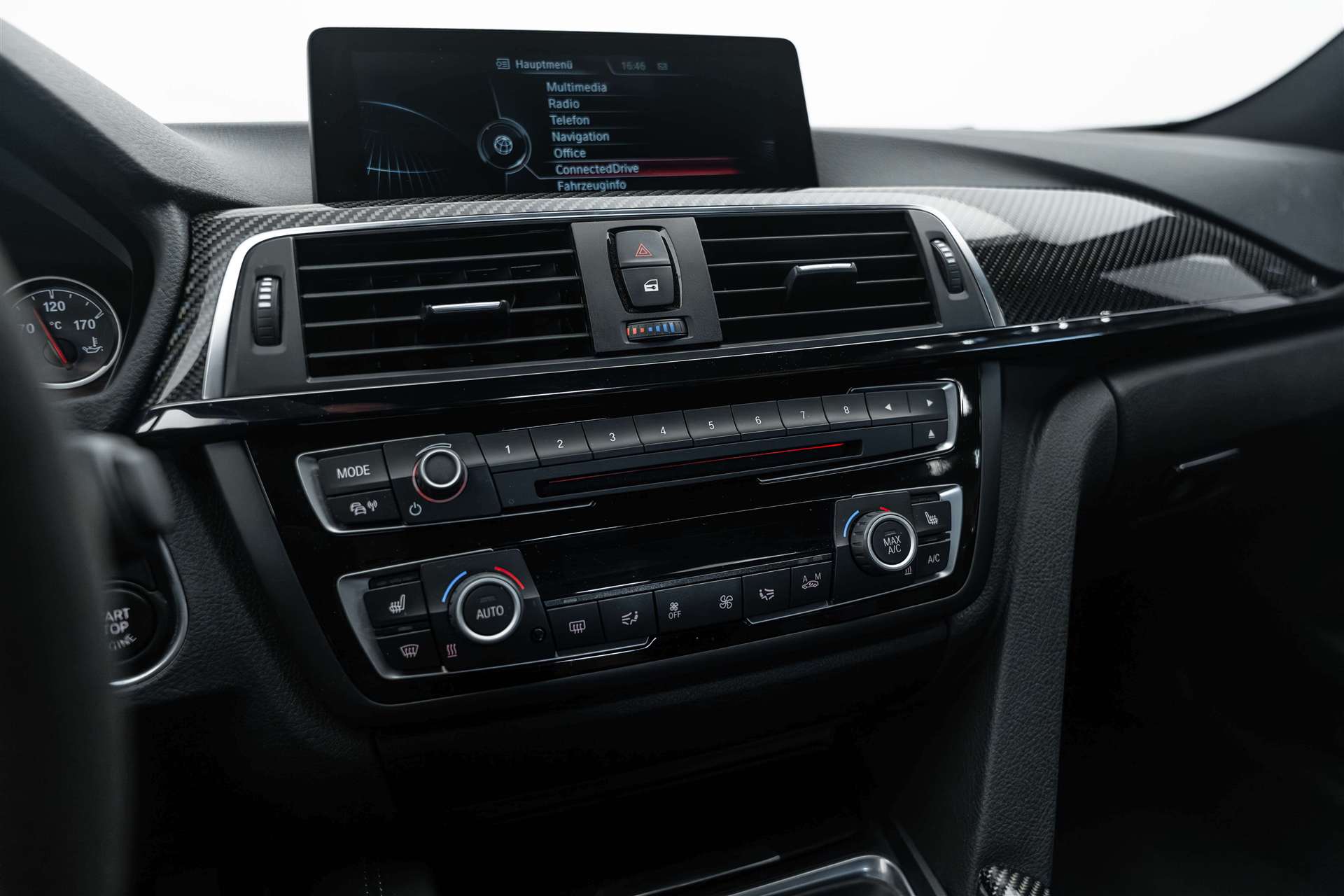 BMW M4 Coupé DKG-image-24