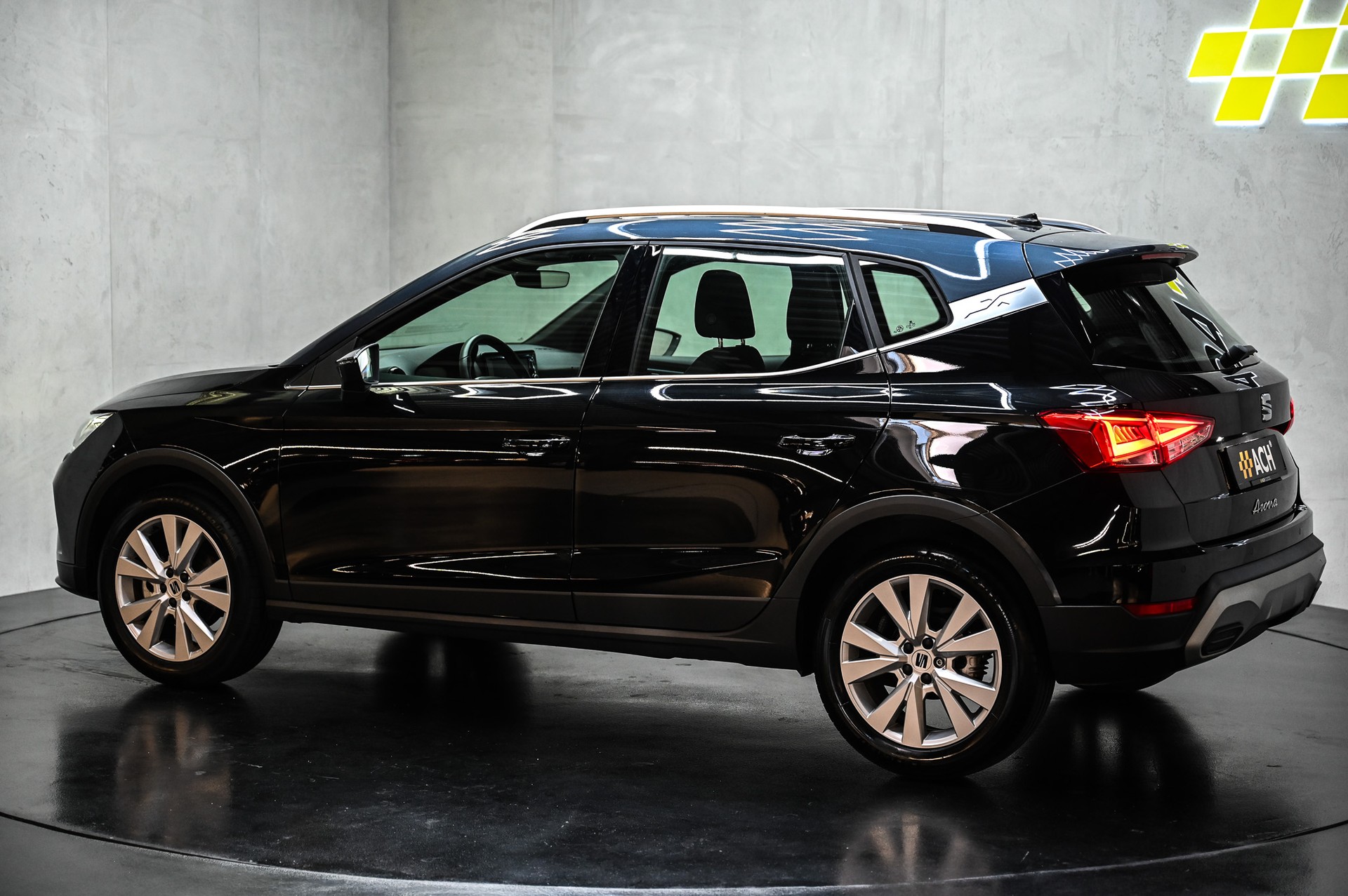 SEAT Arona 1.0 TSI 110 Style DSG-image-5
