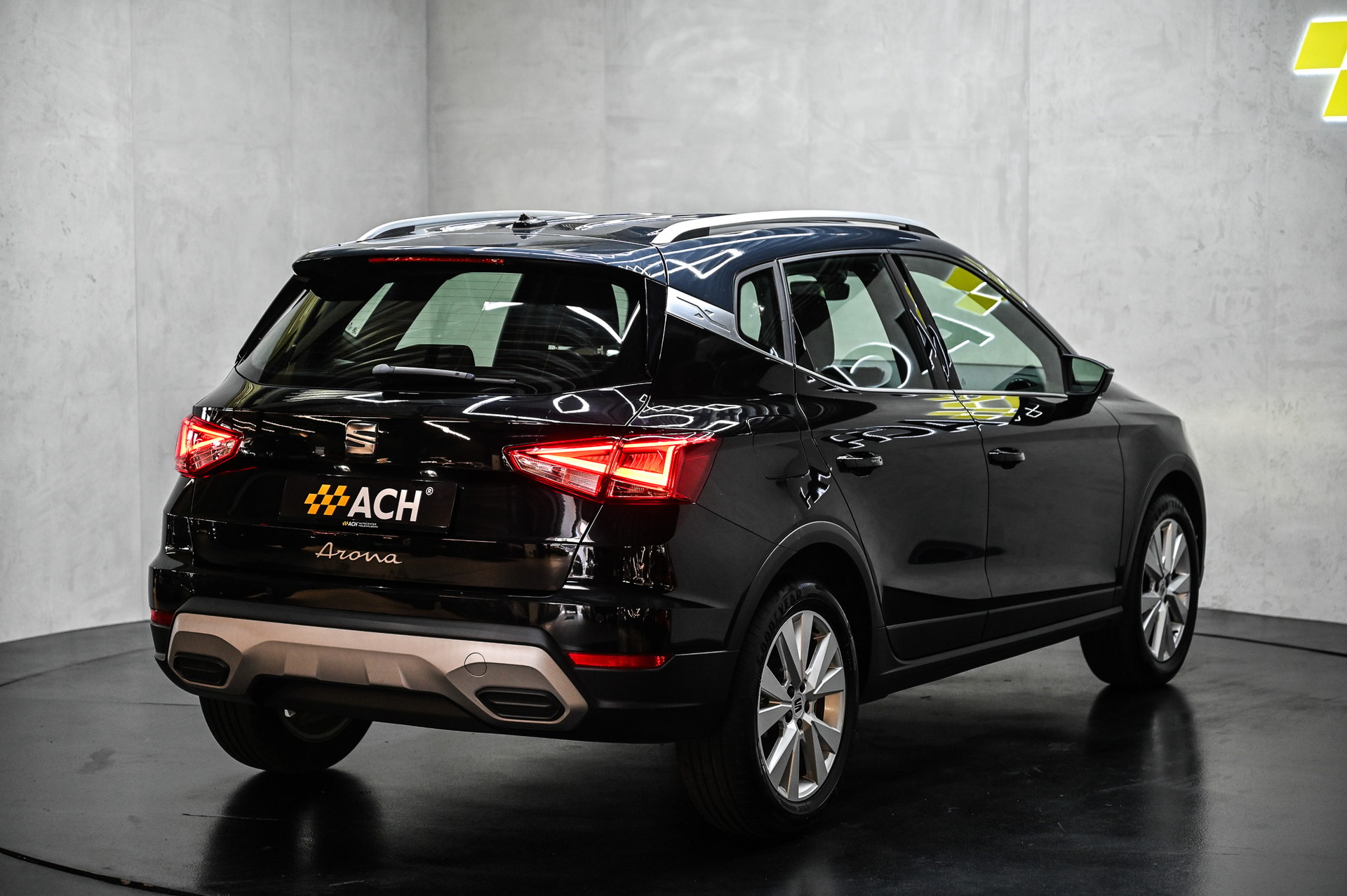 SEAT Arona 1.0 TSI 110 Style DSG-image-8
