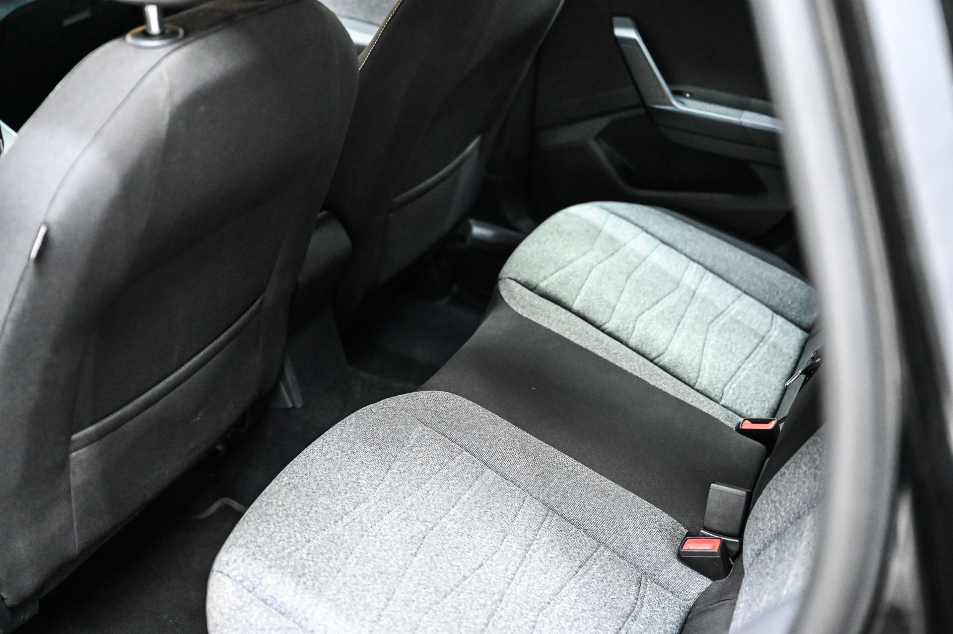 SEAT Arona 1.0 TSI 110 Style DSG-image-22
