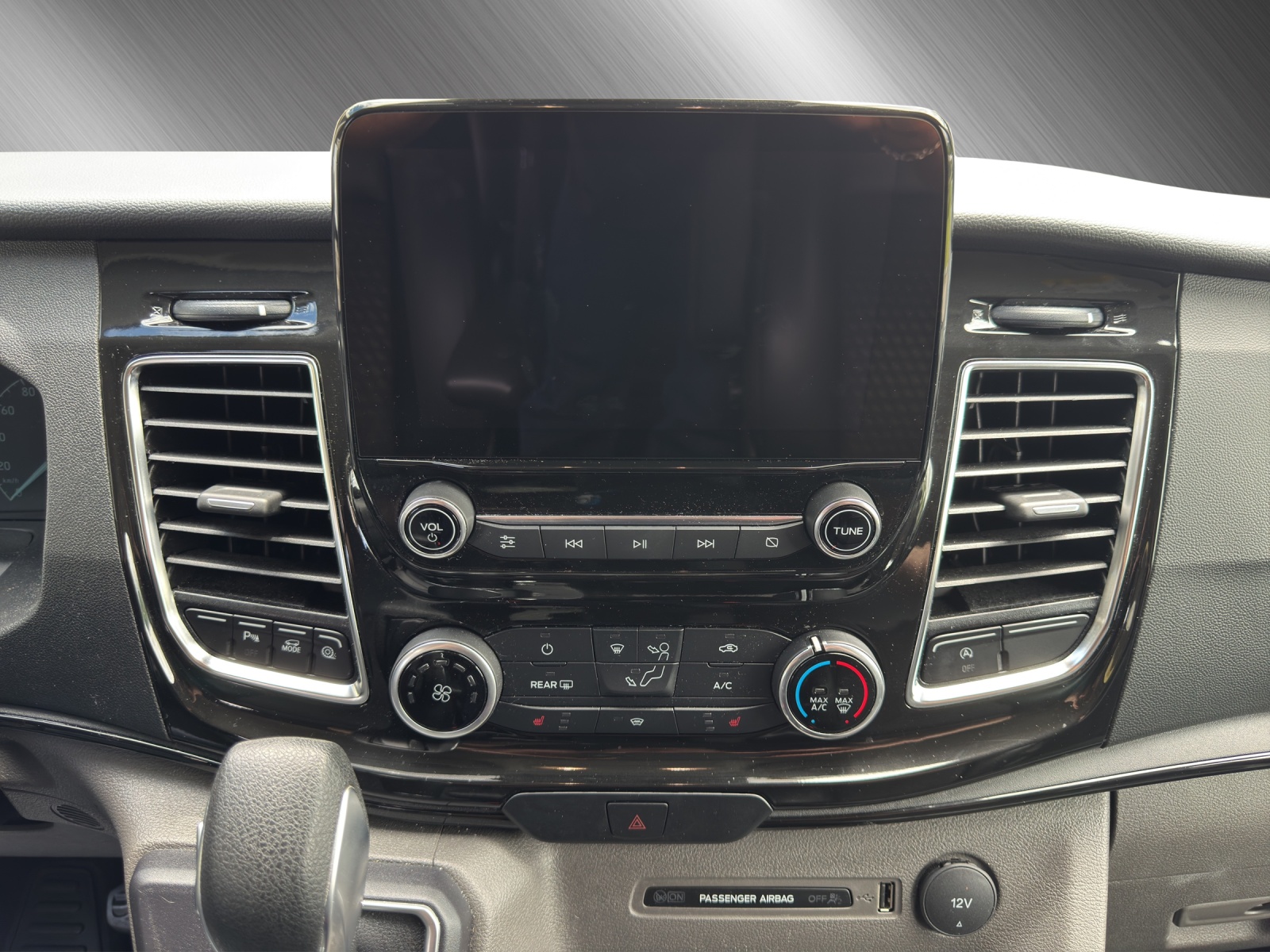 FORD Tourneo Custom Bus 320 L1 2.0 TDCi 185 Sport-image-10