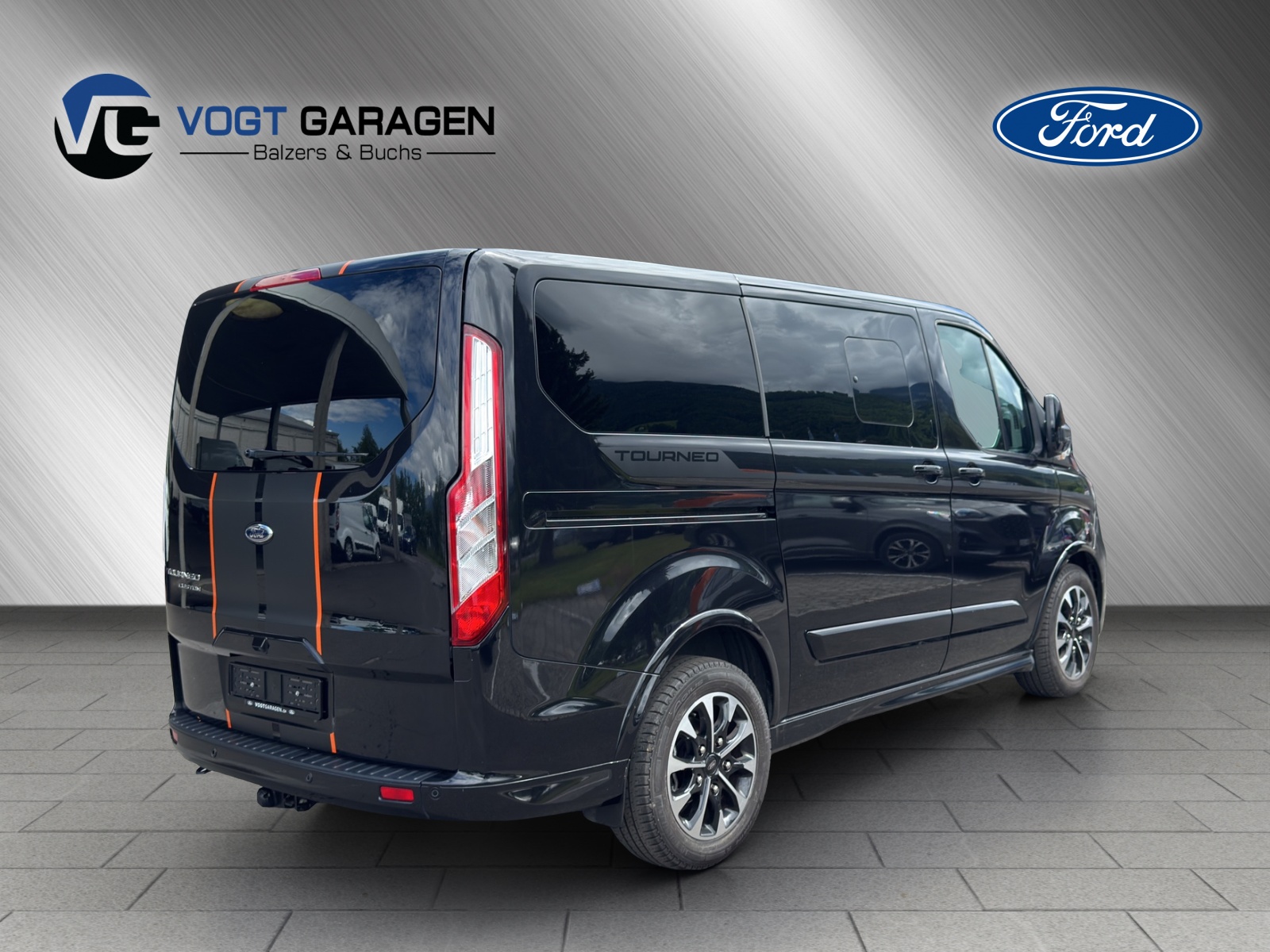 FORD Tourneo Custom Bus 320 L1 2.0 TDCi 185 Sport-image-5