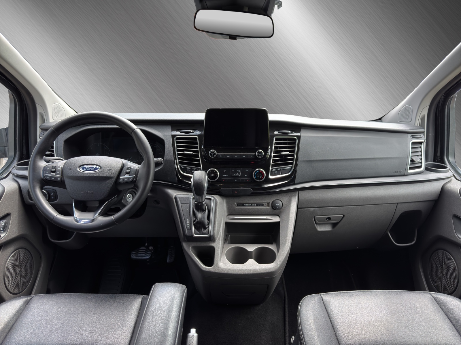 FORD Tourneo Custom Bus 320 L1 2.0 TDCi 185 Sport-image-8