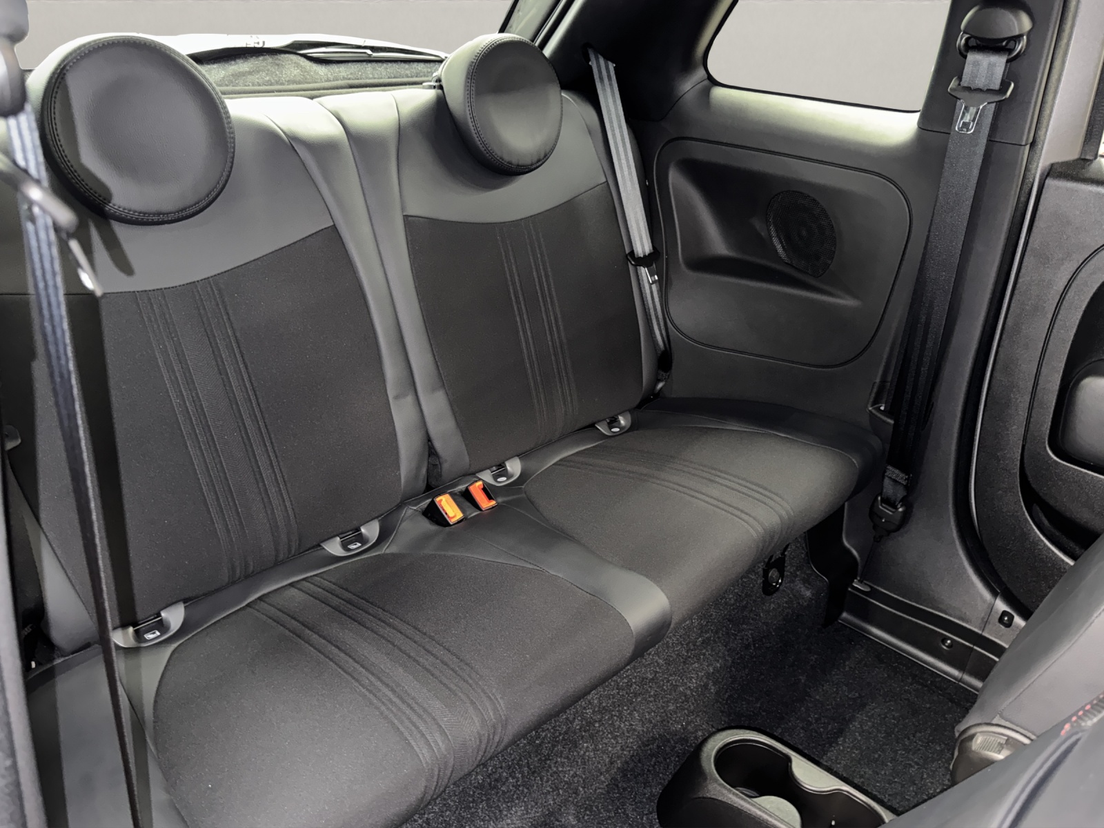 FIAT 500 1.0 Hybrid Sport-image-15