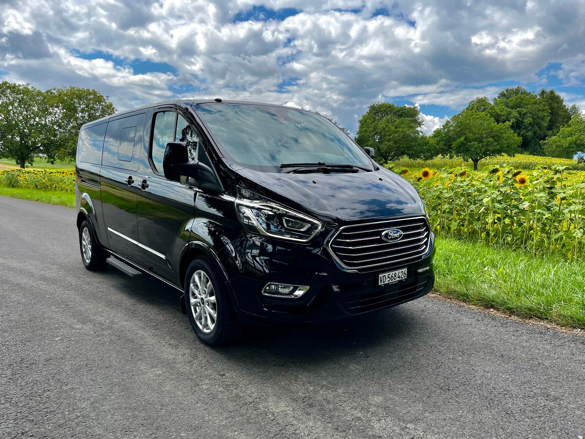 FORD Tourneo Custom 320 L2H1 Titanium