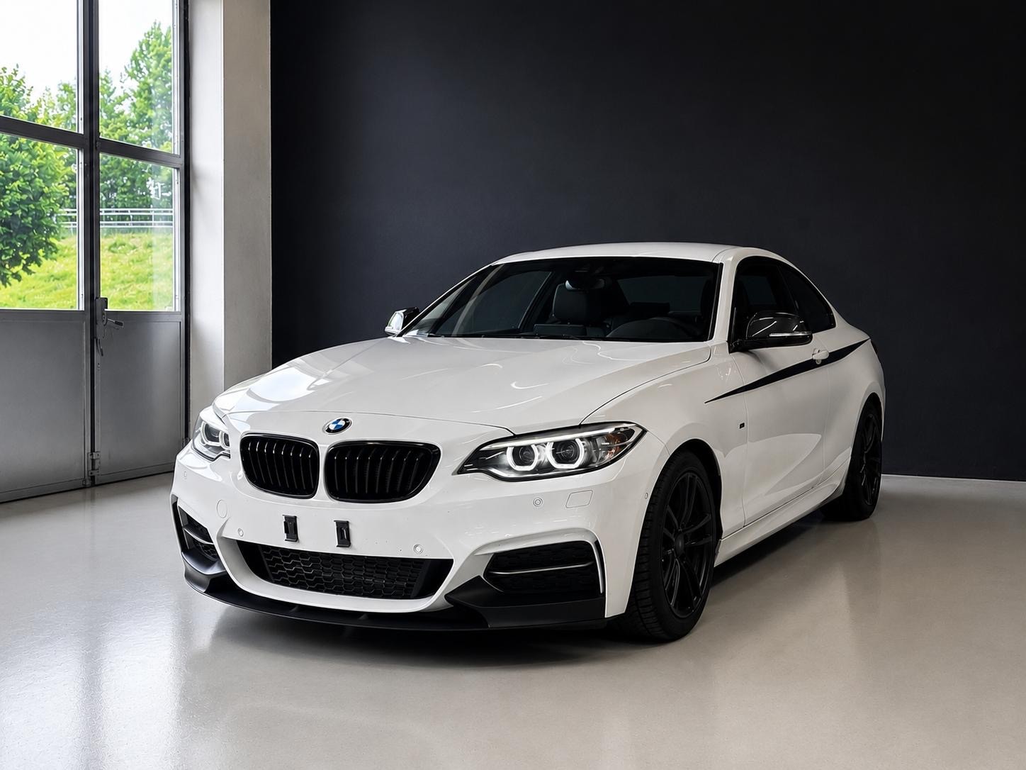BMW M235i Steptronic-image-1